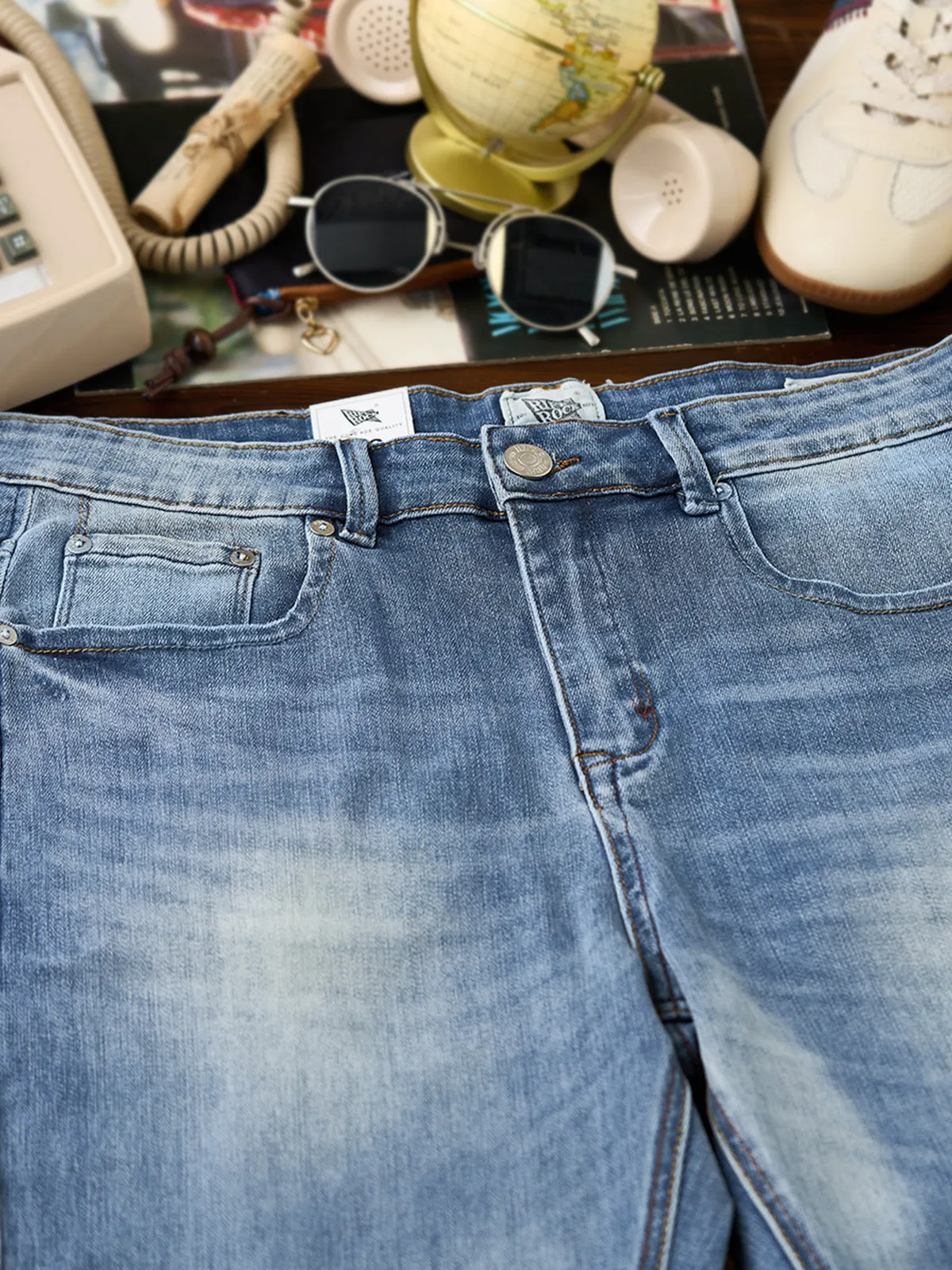 Sun-Faded Relaxed Tapered Jeans sold by Karaku product image thumbnail 4