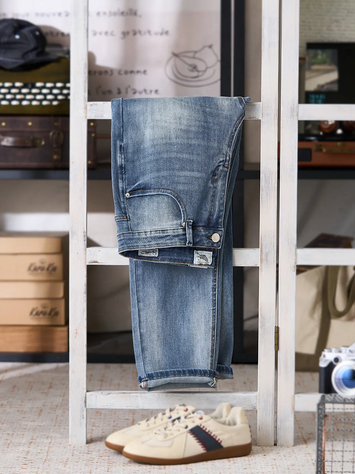 Sun-Faded Relaxed Tapered Jeans sold by Karaku product image thumbnail 3