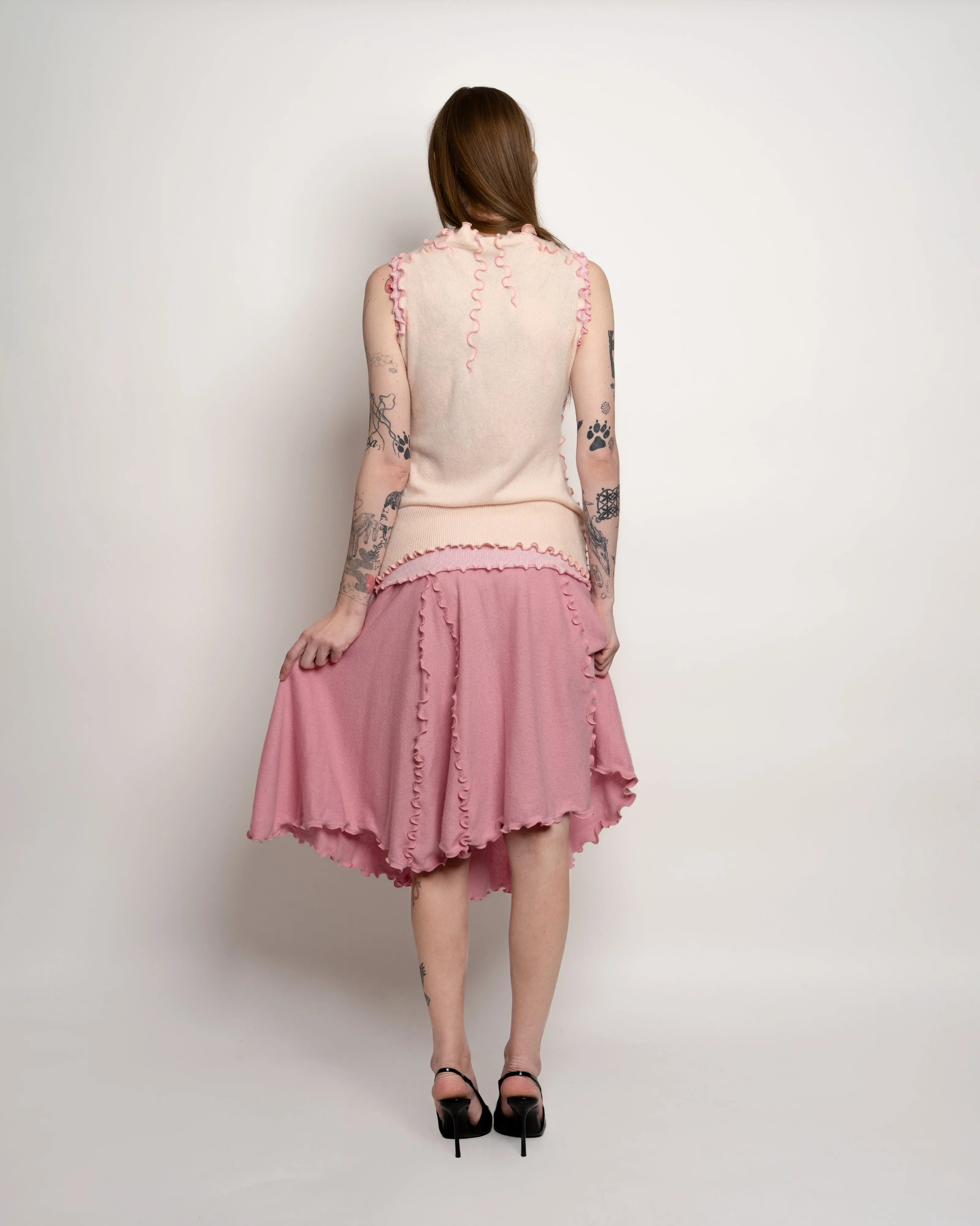 Pink Button Down Vest sold by Cafe Forgot product image thumbnail 4