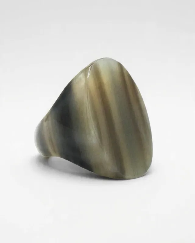 Horn Signert Ring made by Cafe Forgot
