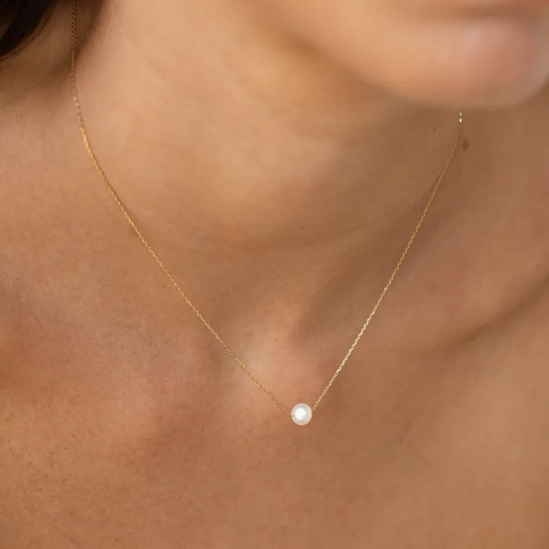 Floating Pearl Necklace - Caris made by Linjer