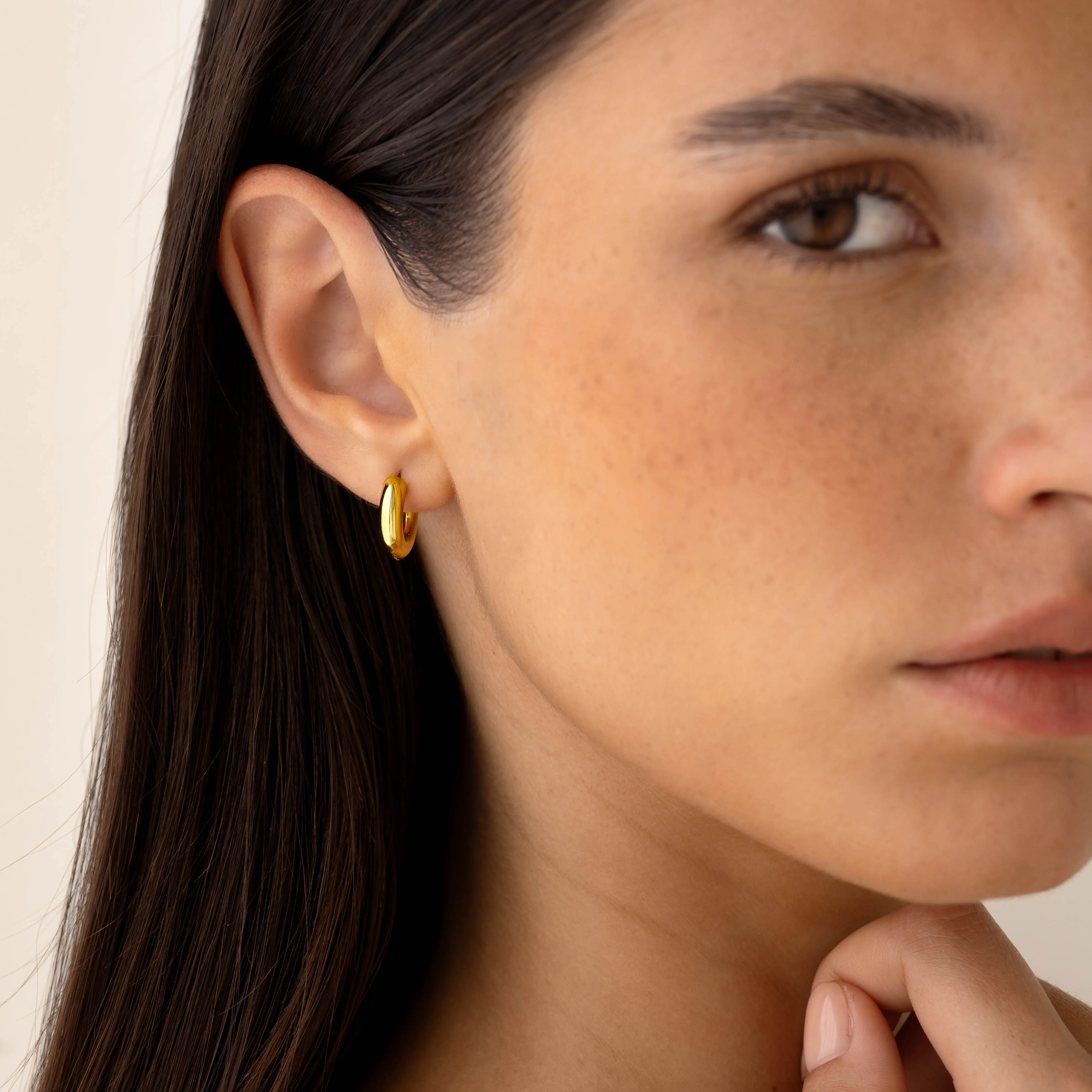 Chunky Huggie Hoop Earrings - Giulia sold by Linjer product image thumbnail 2