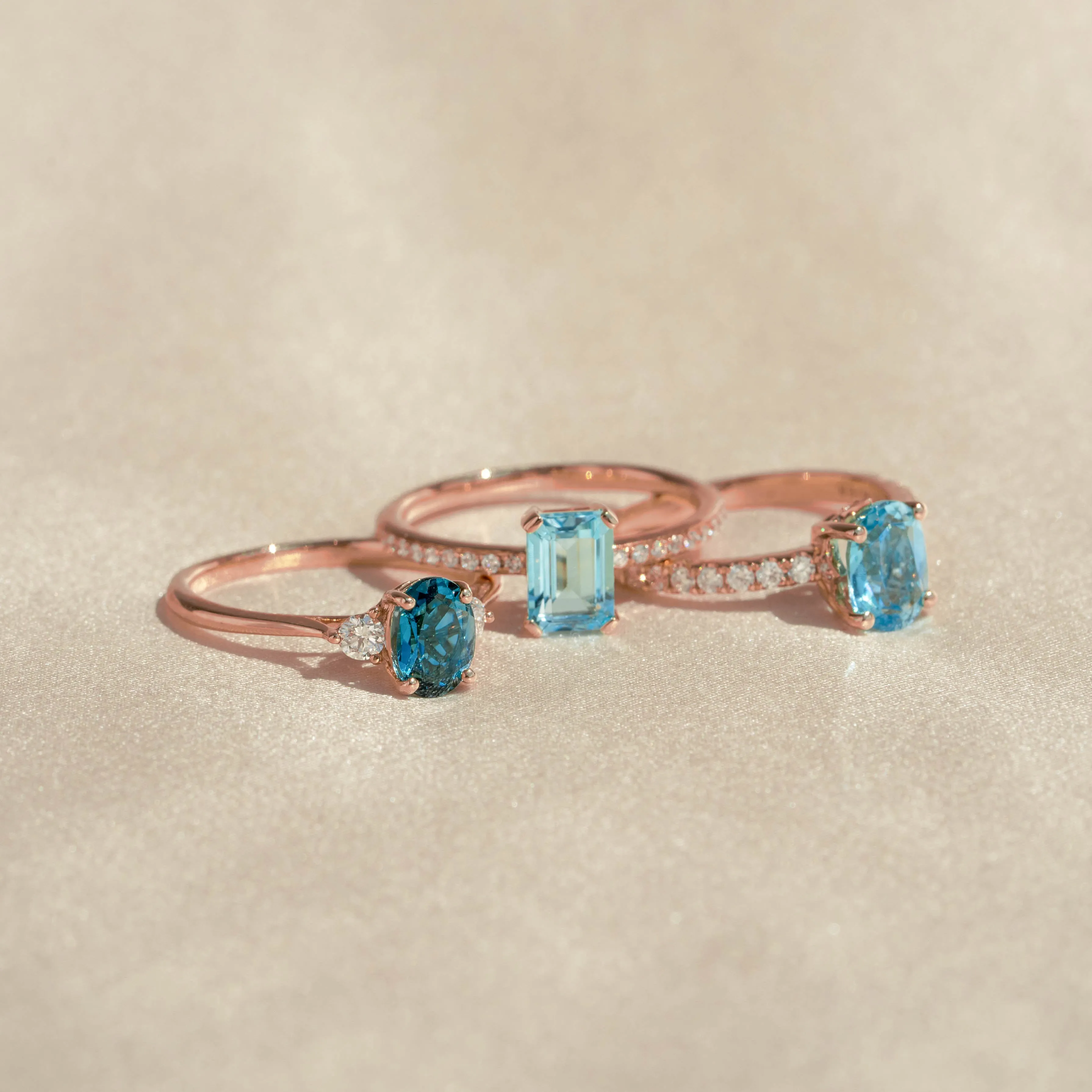 Oval Swiss Blue Topaz and Diamond Ring Rose Gold - Minette sold by Linjer product image thumbnail 5