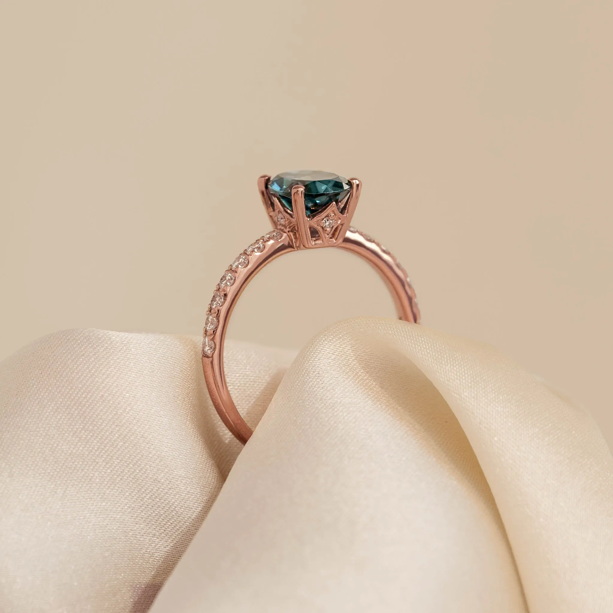Oval London Blue Topaz and Diamond Ring Rose Gold - Minette sold by Linjer product image thumbnail 3