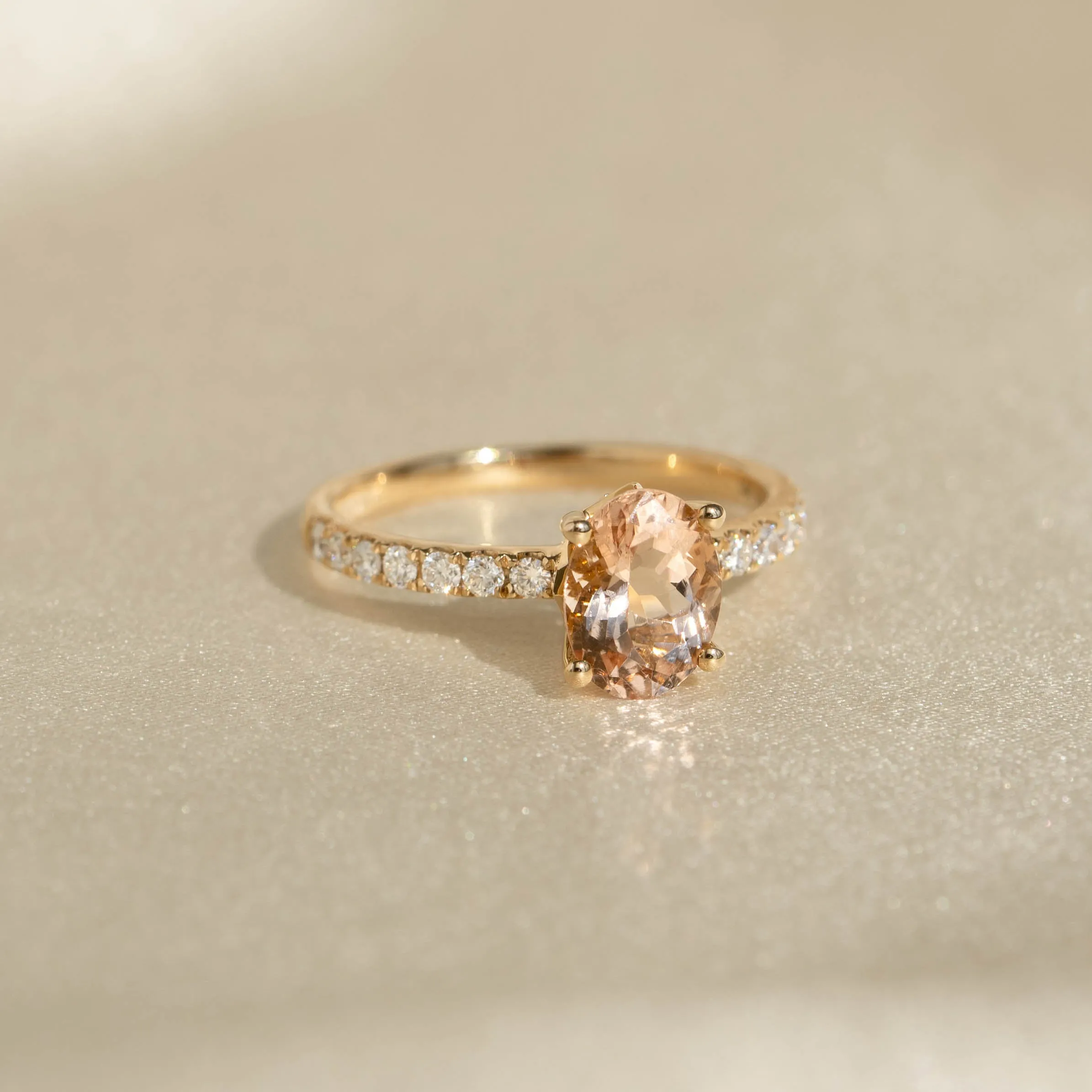 Oval Morganite and Diamond Ring 14k Gold - Minette sold by Linjer