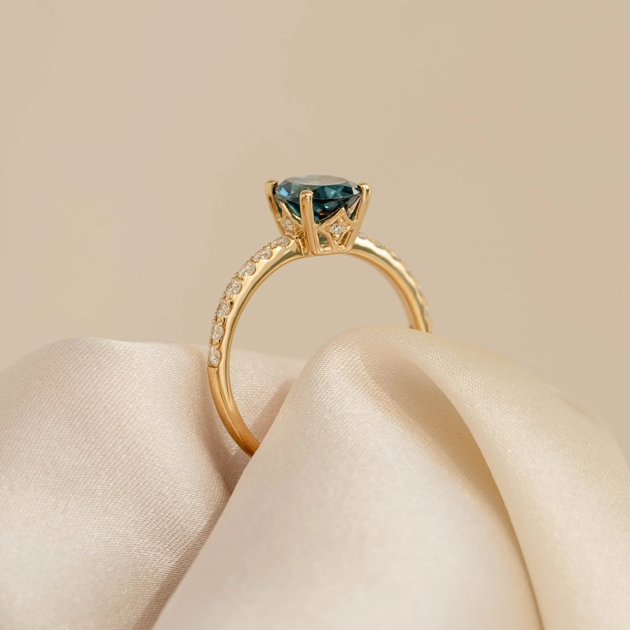 Oval London Blue Topaz and Diamond Ring 14k Gold - Minette sold by Linjer product image thumbnail 4