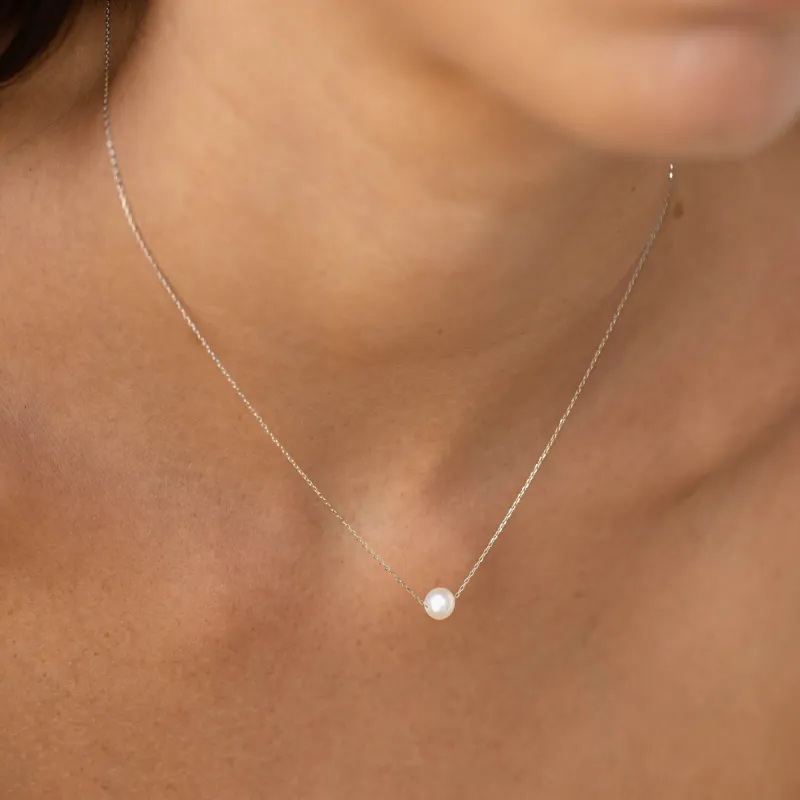 Floating Pearl Necklace White Gold - Caris made by Linjer
