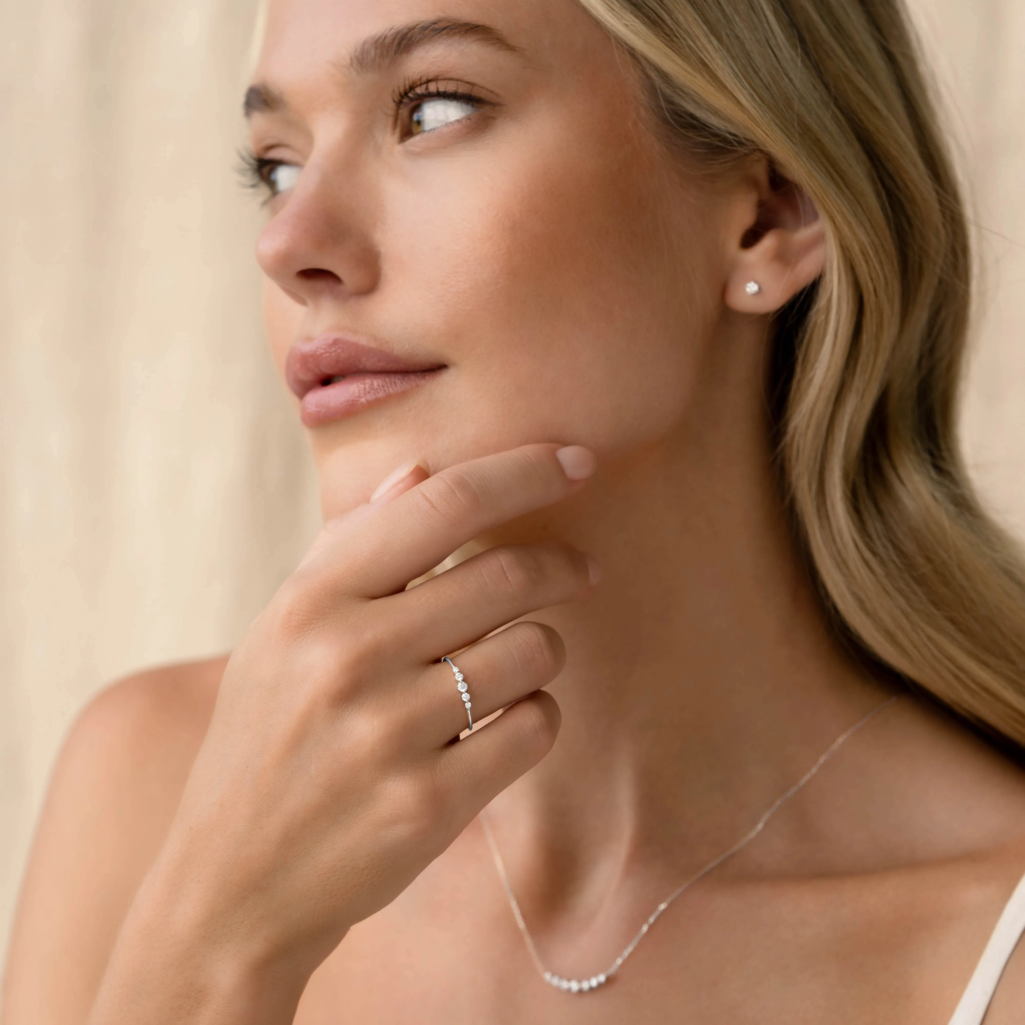 Graduated Diamond Ring White Gold - Dahlia sold by Linjer product image thumbnail 4