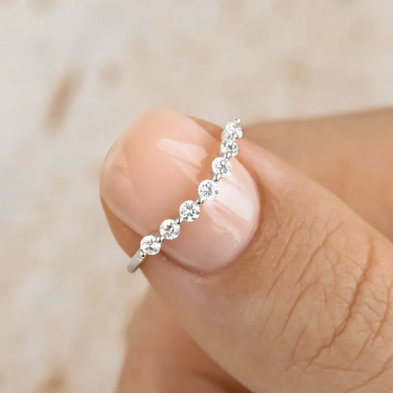 Curved Diamond Ring White Gold - Isla sold by Linjer