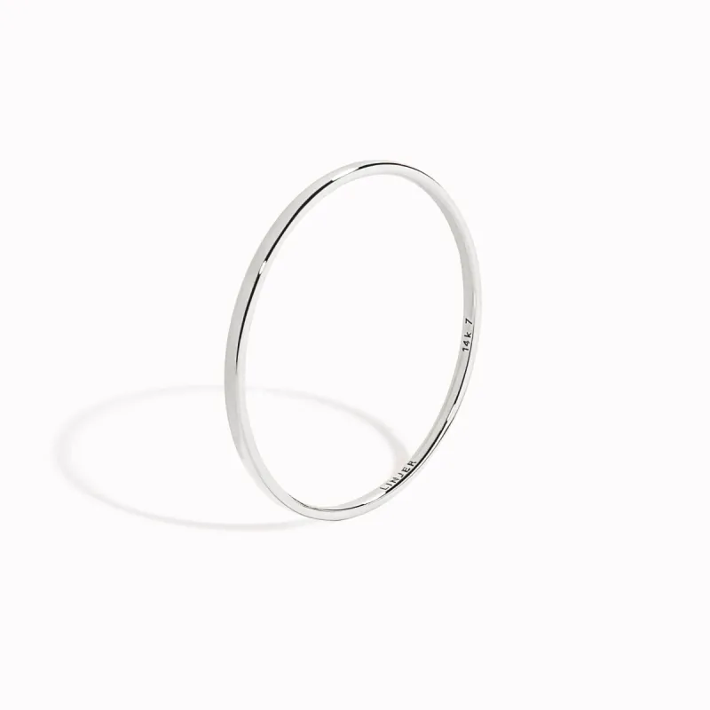 Thin White Gold Ring - Elin sold by Linjer