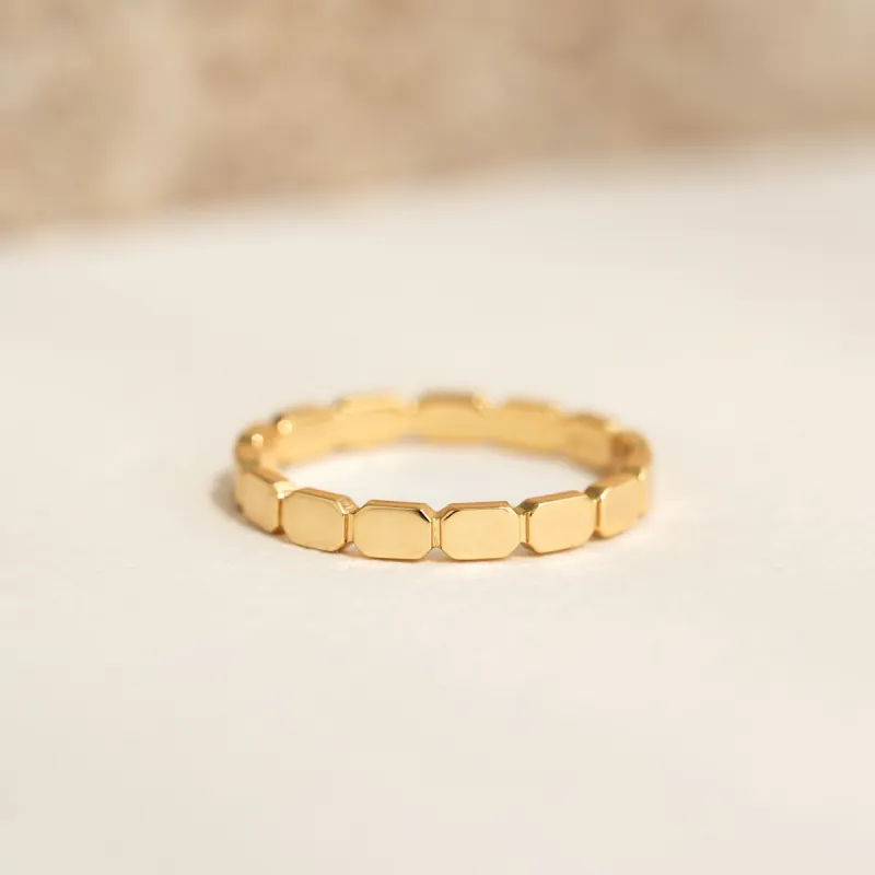 Ribbed Gold Ring - Mika made by Linjer