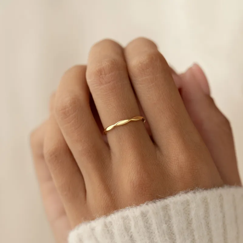 Faceted Ring - Katrine sold by Linjer