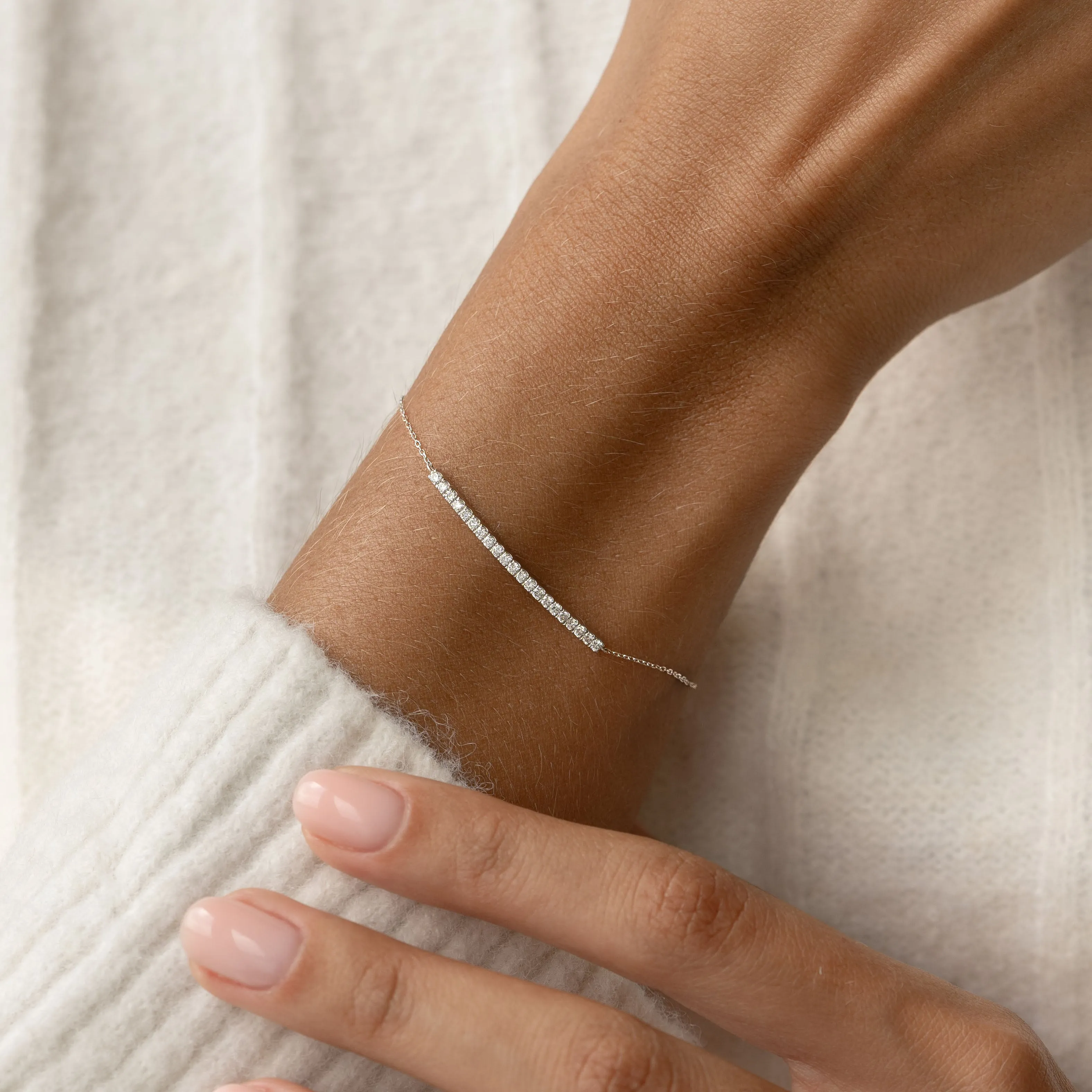 Diamond Curved Bar Bracelet White Gold - Vivienne sold by Linjer