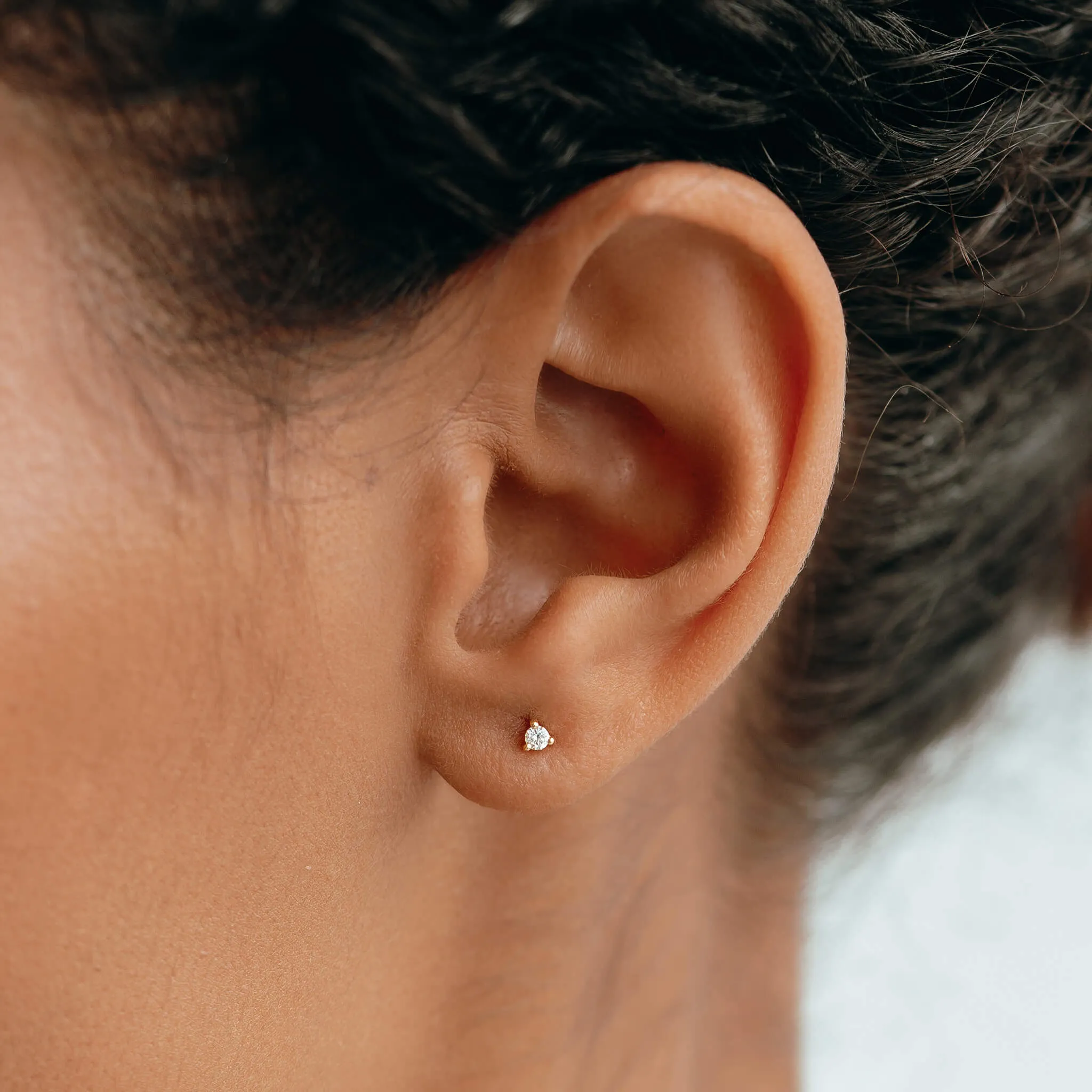 14k Yellow Gold Diamond Stud Earrings 2mm - Aria sold by Linjer