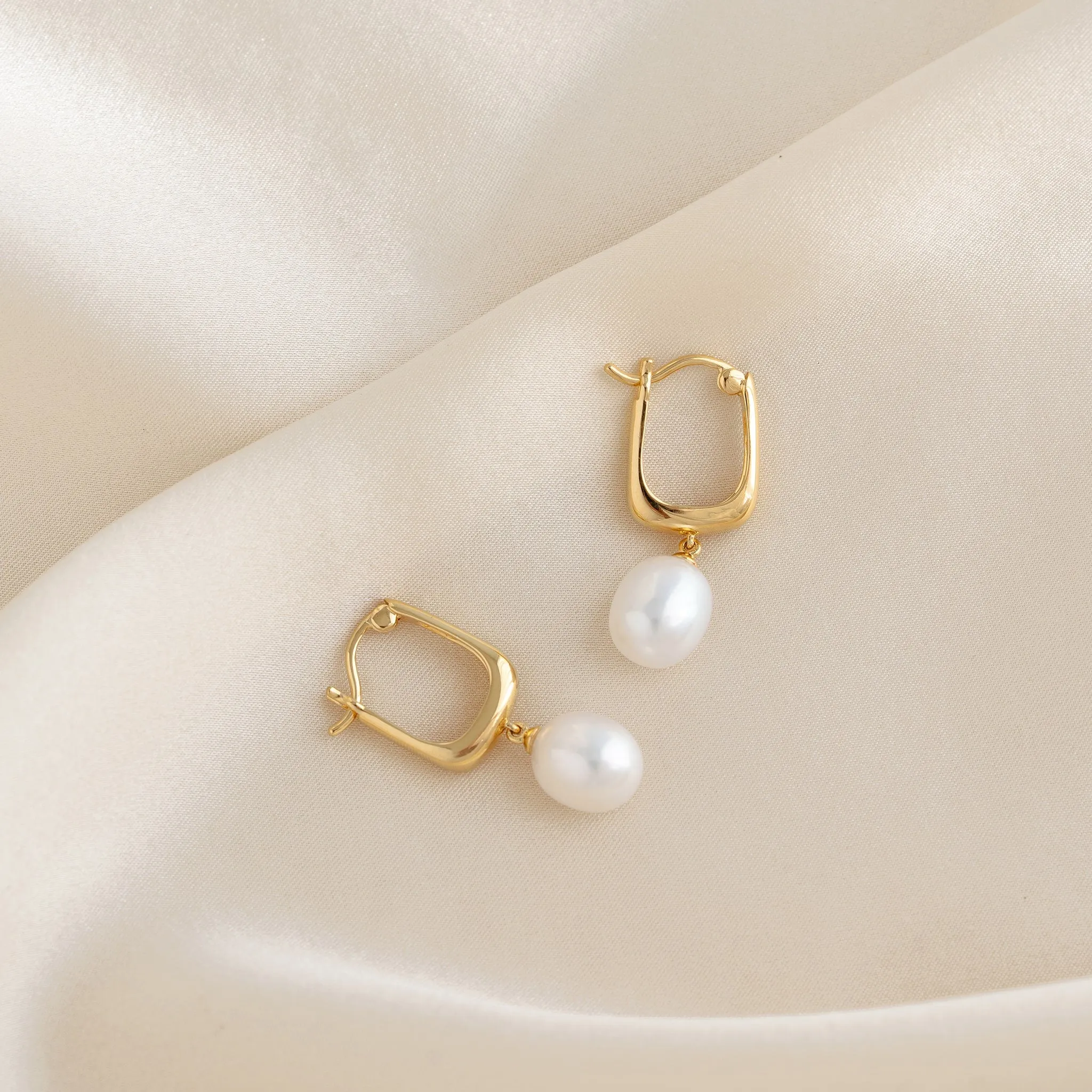 Pearl Drop Hoop Earrings - Maeve sold by Linjer product image thumbnail 2