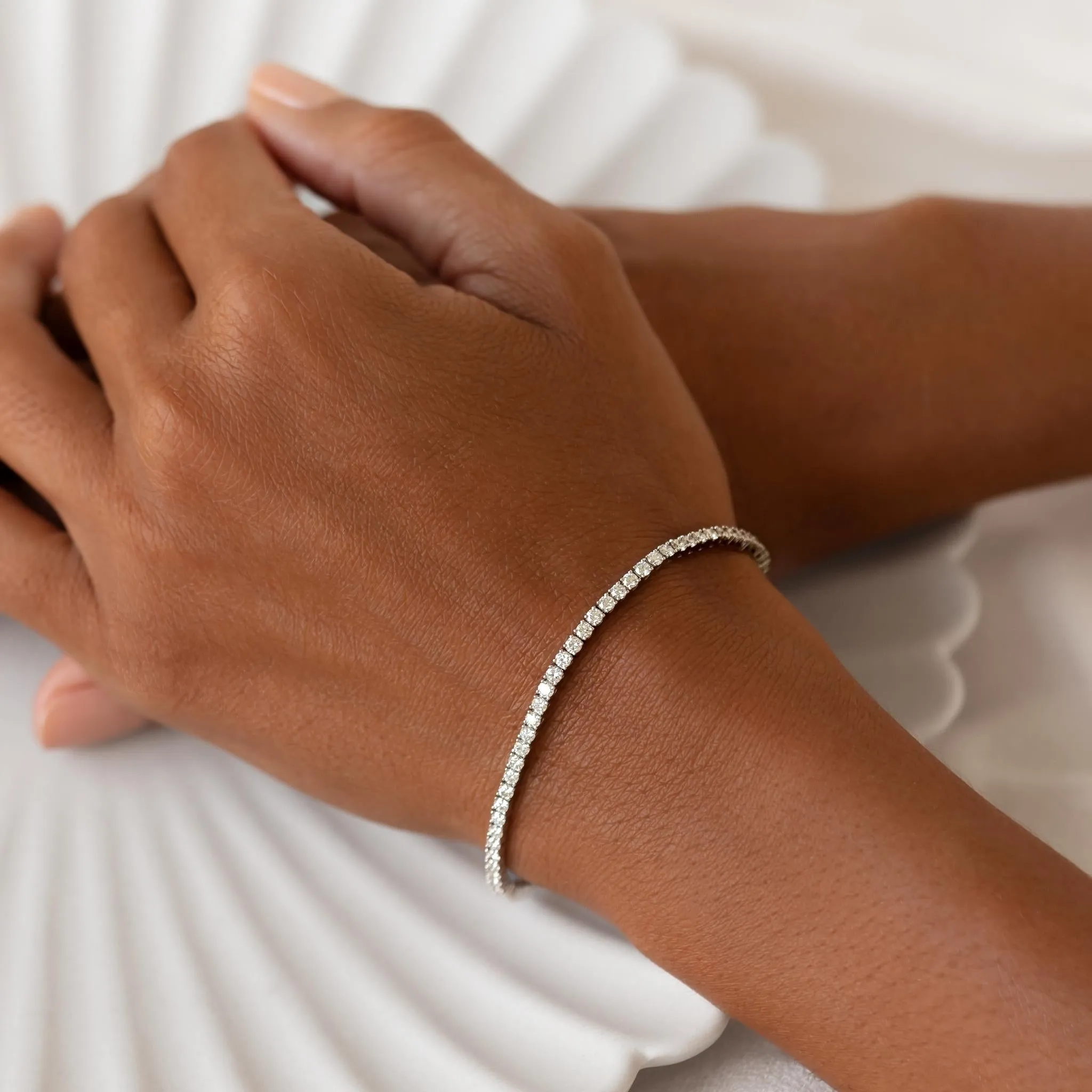 Diamond Tennis Bracelet 14k White Gold (2.6 - 2.7 ct tw, 6.5 inches) sold by Linjer