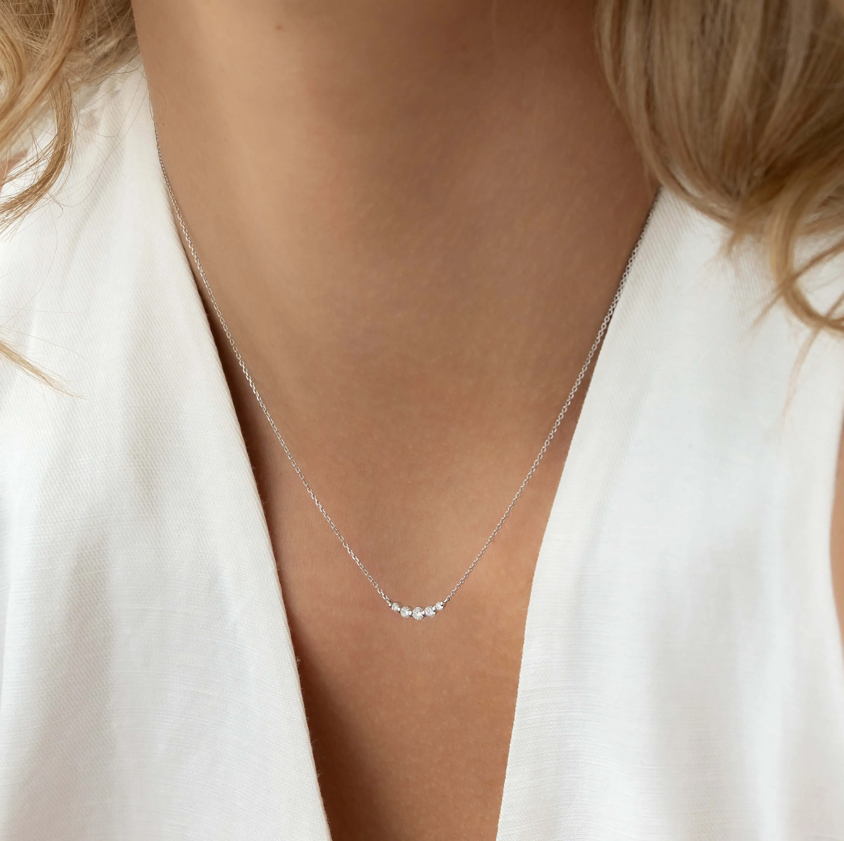 Diamond Curved Bar Necklace White Gold - Elodie sold by Linjer