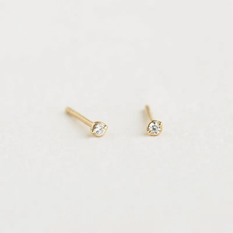 Diamond Stud Earrings 14k Gold - Eloise sold by Linjer