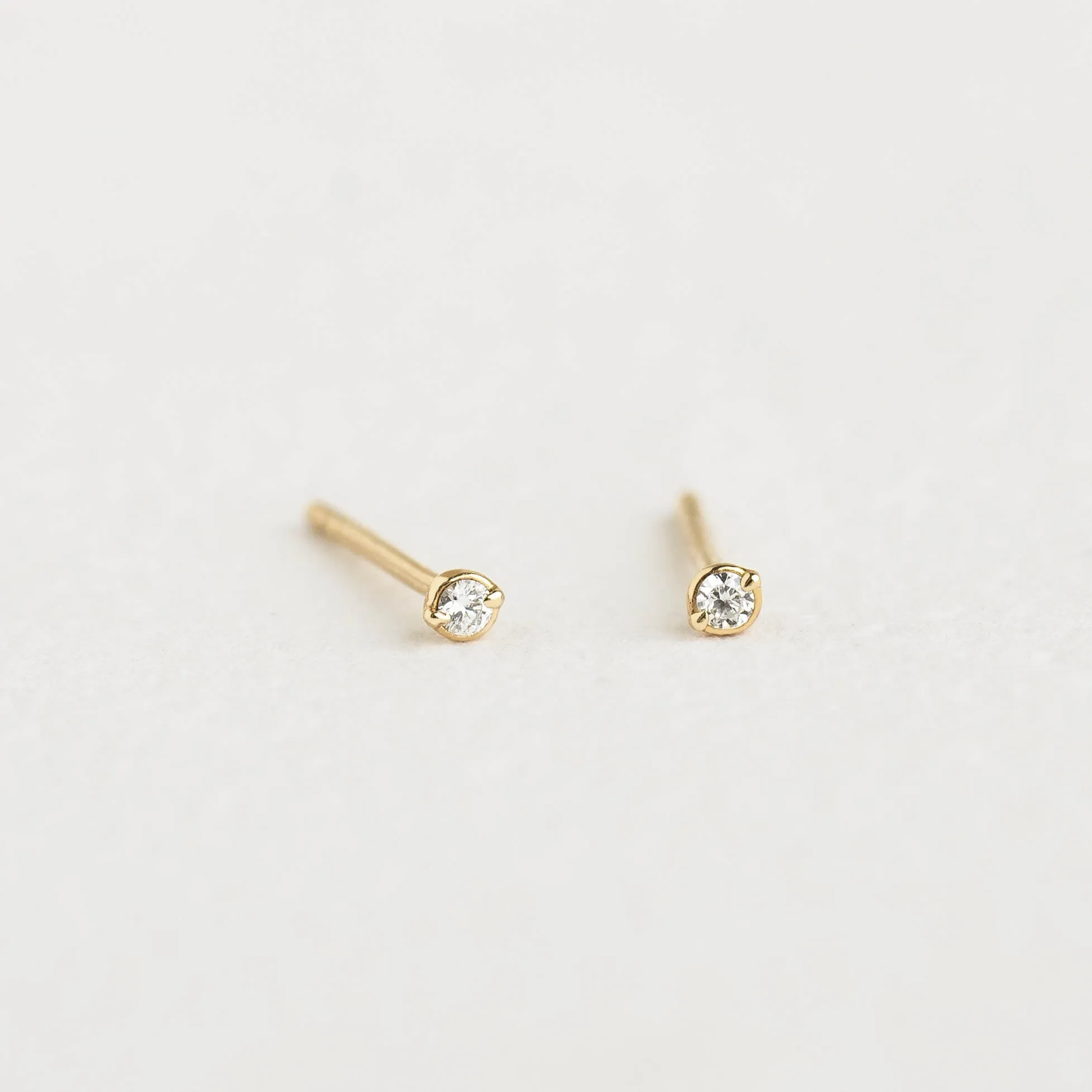 Diamond Stud Earrings 14k Gold - Eloise sold by Linjer