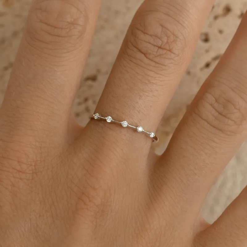 Five Stone Diamond Ring White Gold - Leoni sold by Linjer