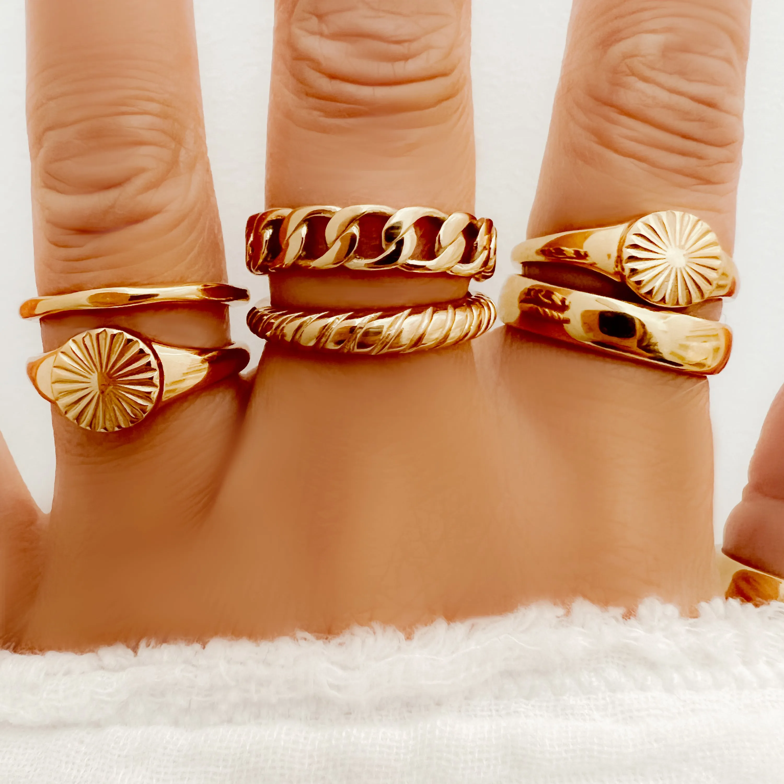 Wellington Ring sold by Sugar Blossom product image thumbnail 3