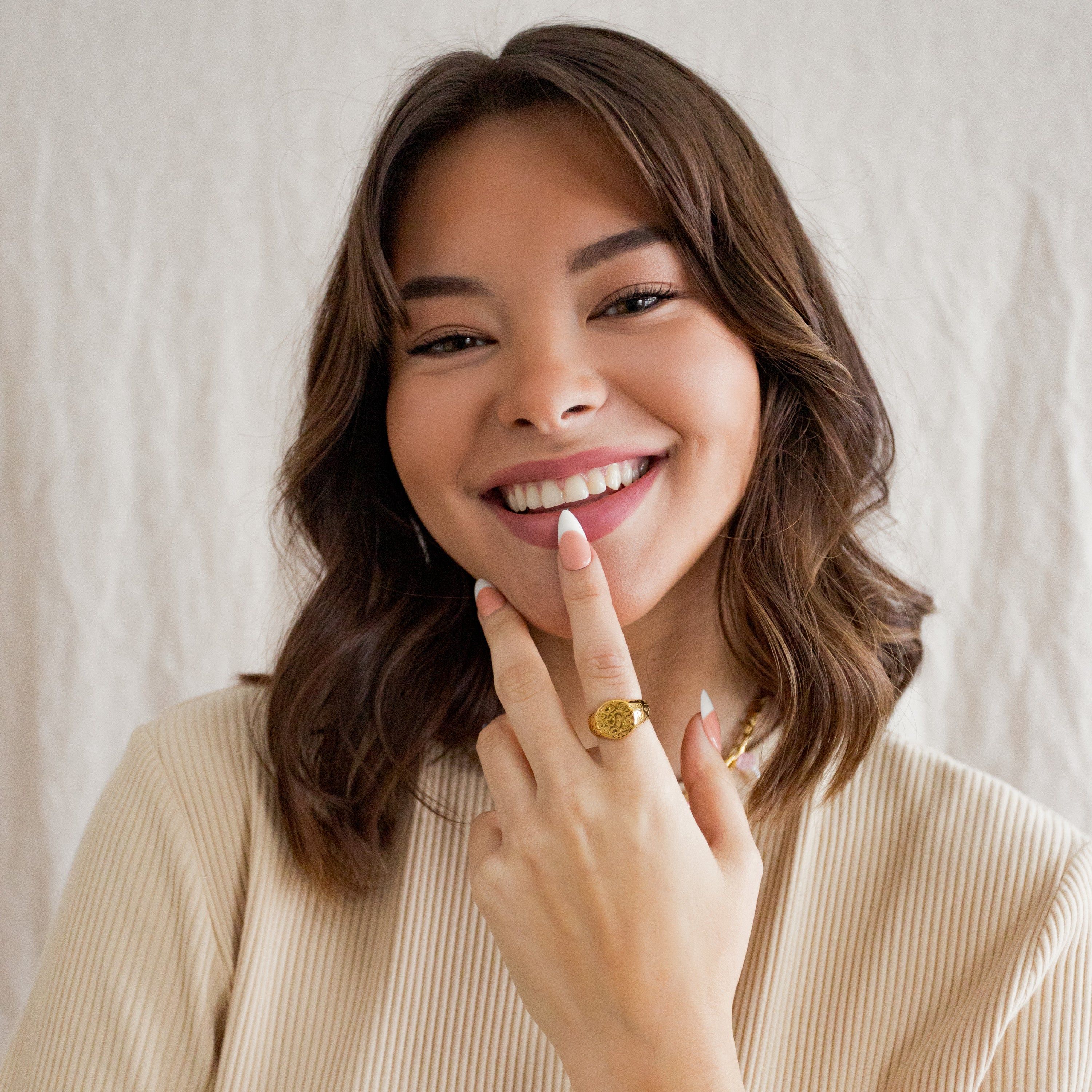 Taffy Ring sold by Sugar Blossom product image thumbnail 2