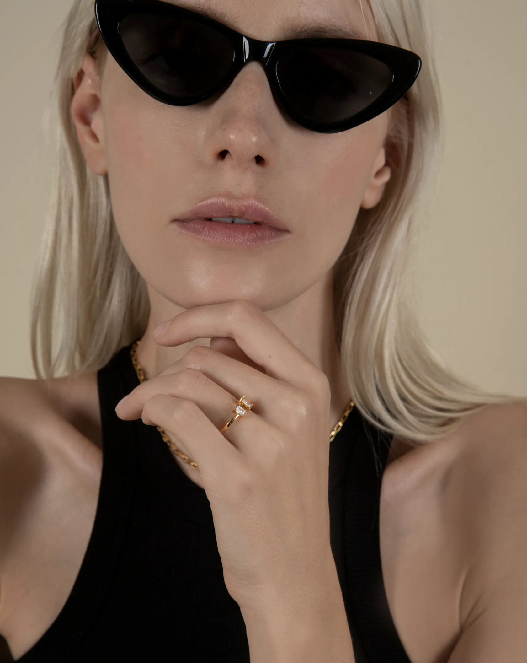 Golden Hour White Stone Ring sold by VERAFIED product image thumbnail 3