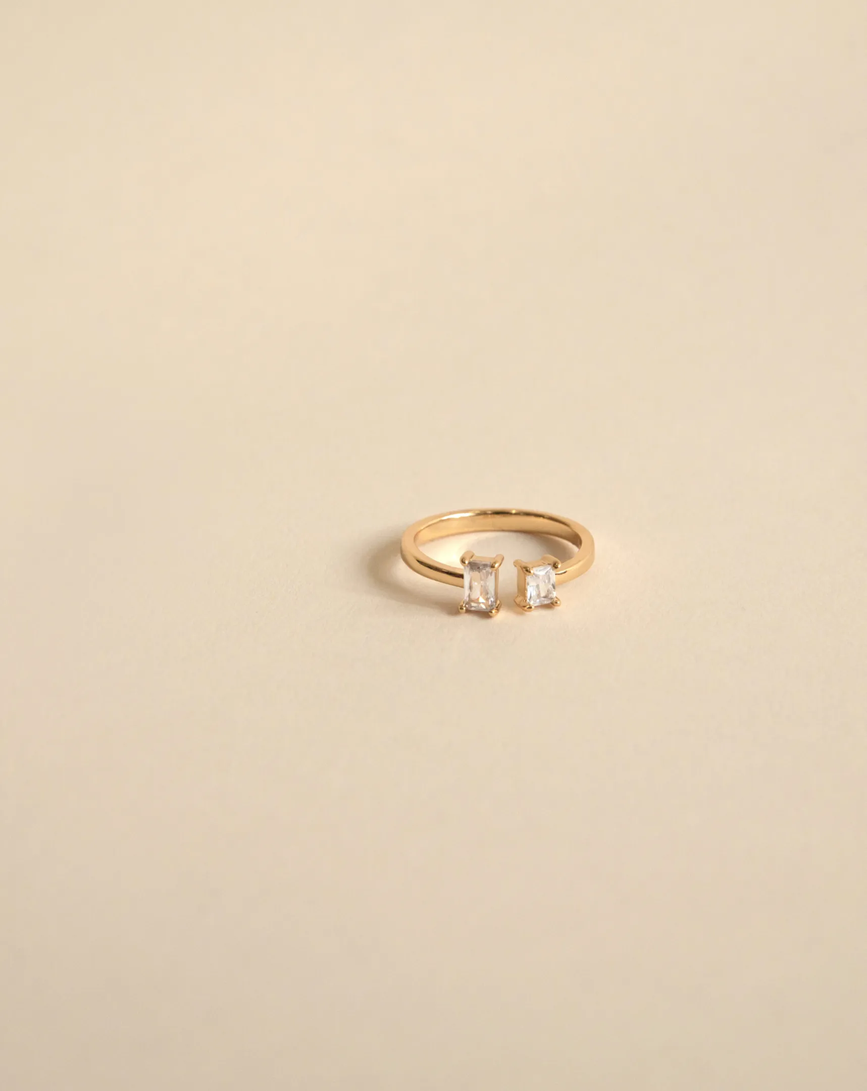 Golden Hour White Stone Ring sold by VERAFIED product image thumbnail 5