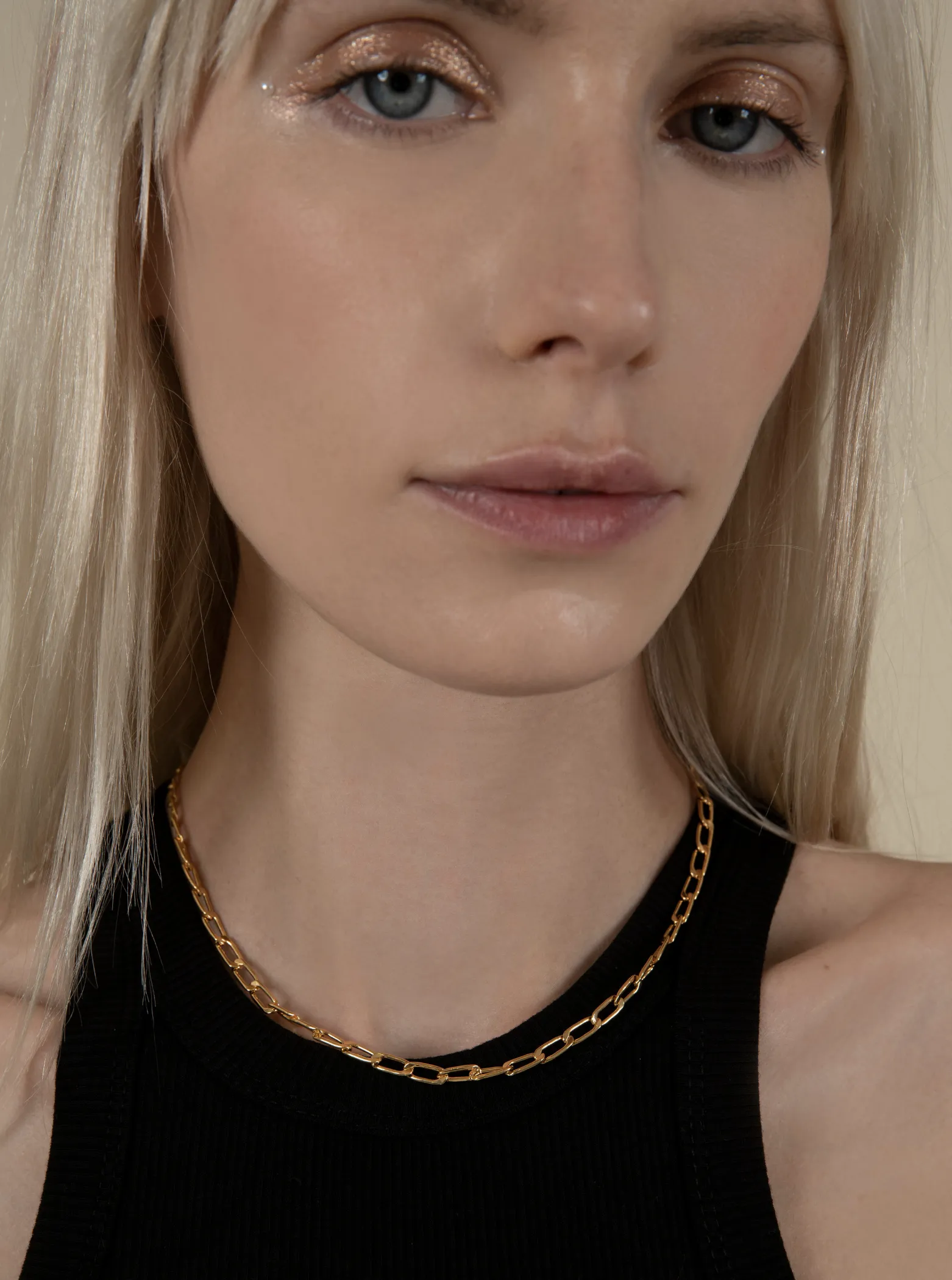 Golden Hour Medium Link Chain Necklace sold by VERAFIED product image thumbnail 2