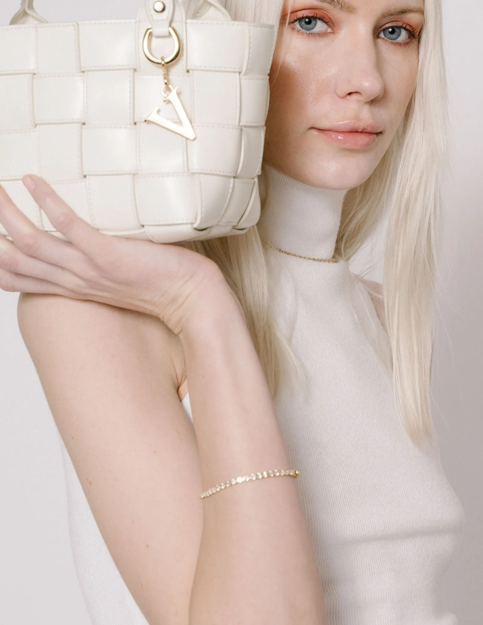 Charlotte Tennis Bracelet sold by VERAFIED product image thumbnail 4