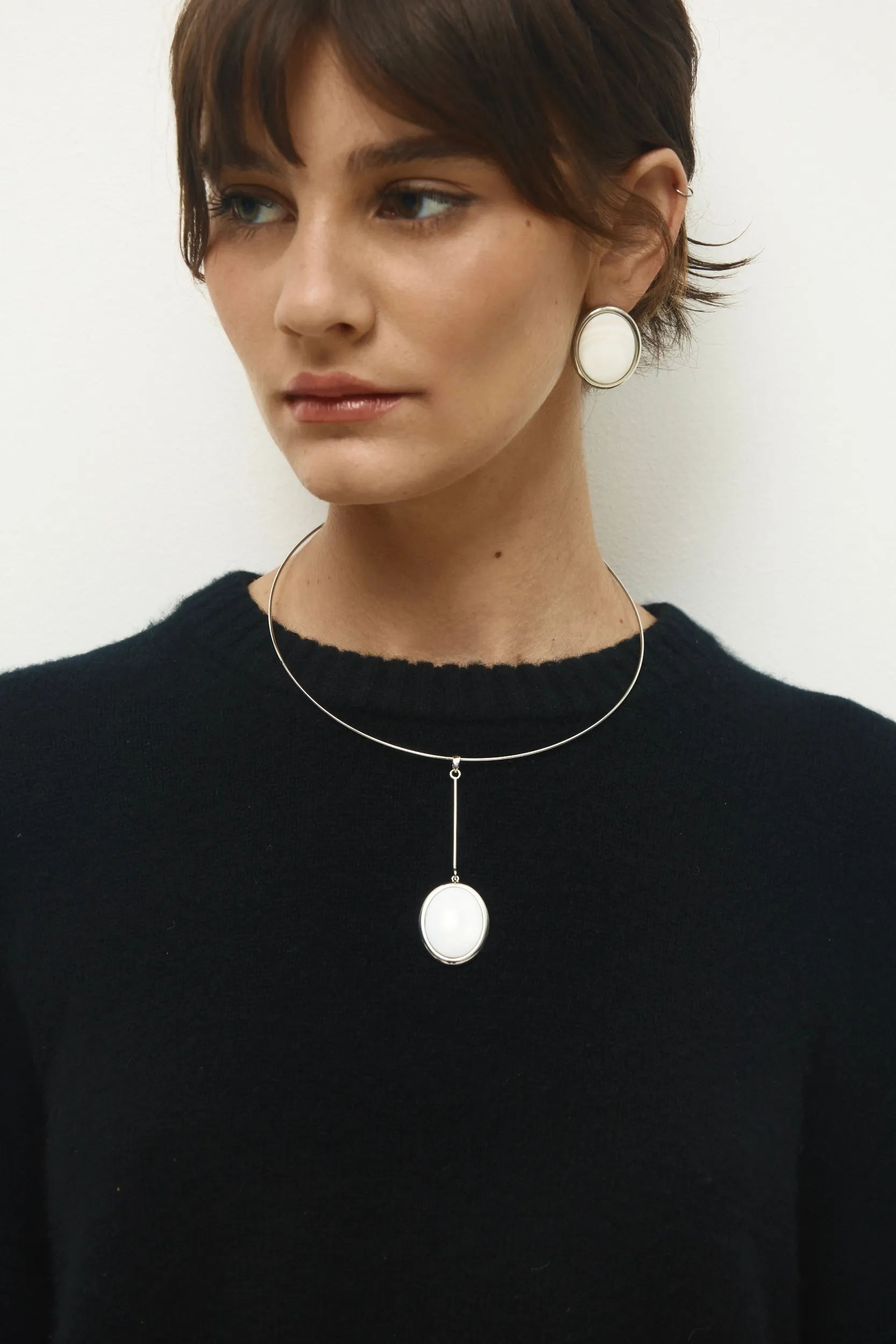 Ivory Orb Drop Choker sold by VERAFIED product image thumbnail 3