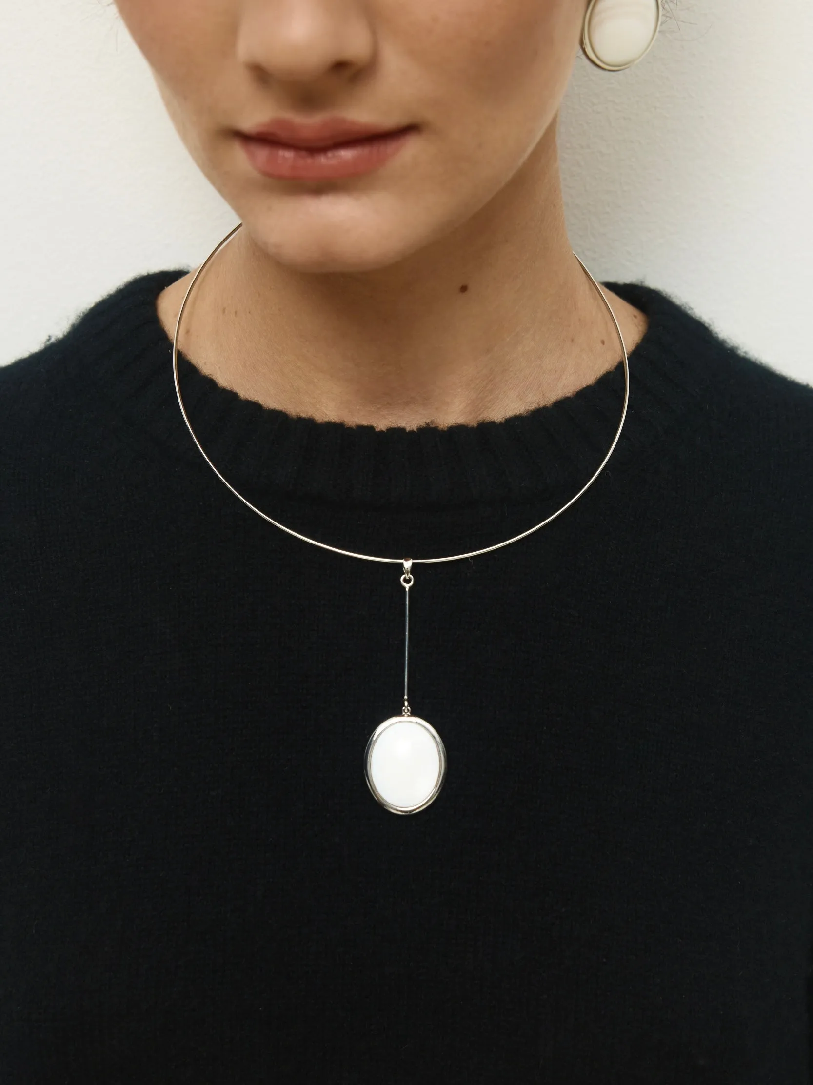 Ivory Orb Drop Choker sold by VERAFIED product image thumbnail 2