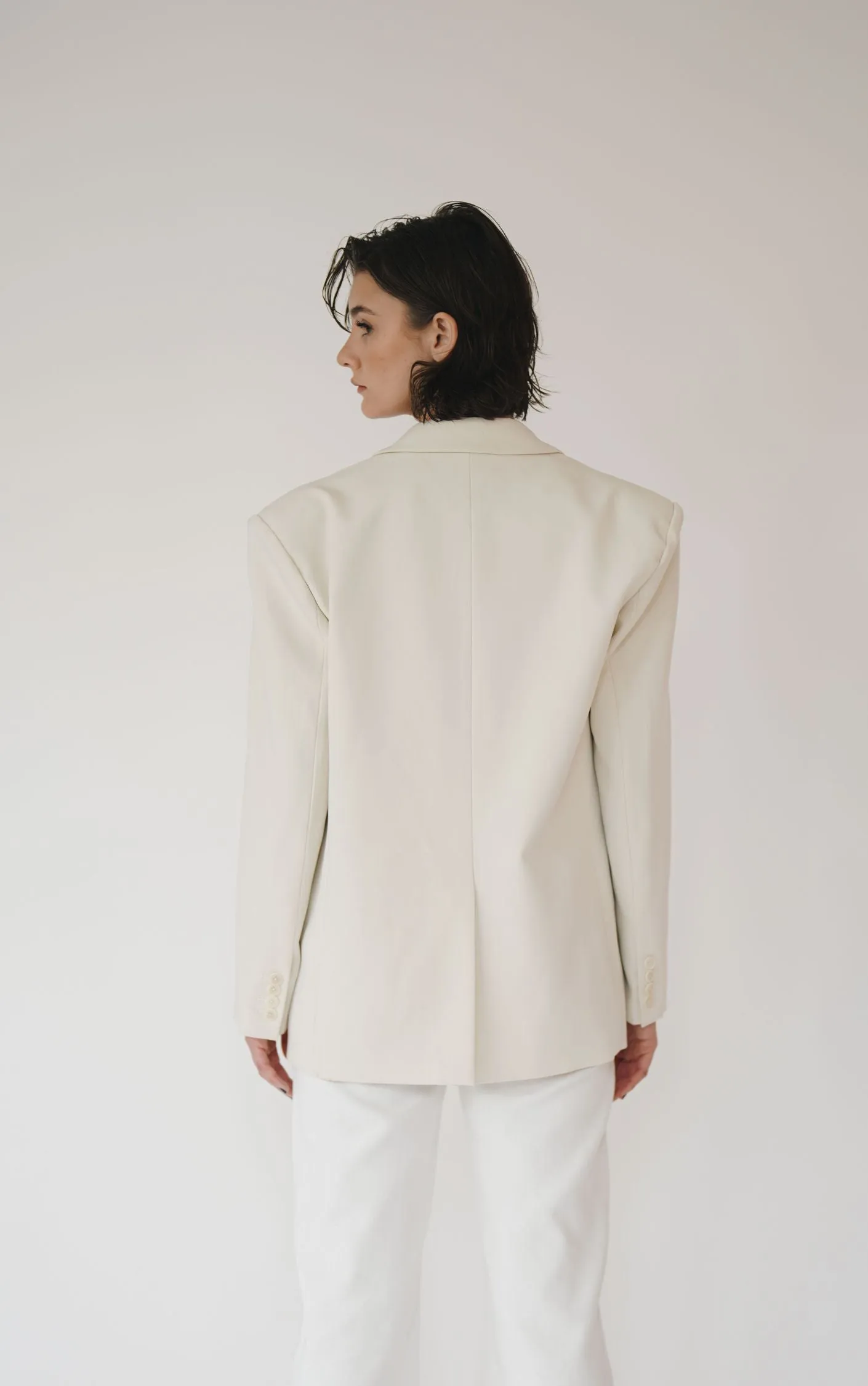 Off White Wide-Shoulder Blazer (Final Sale) sold by VERAFIED product image thumbnail 3