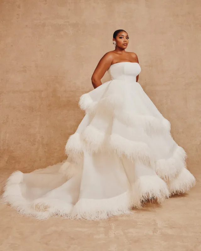 Look 31 sold by Hanifa