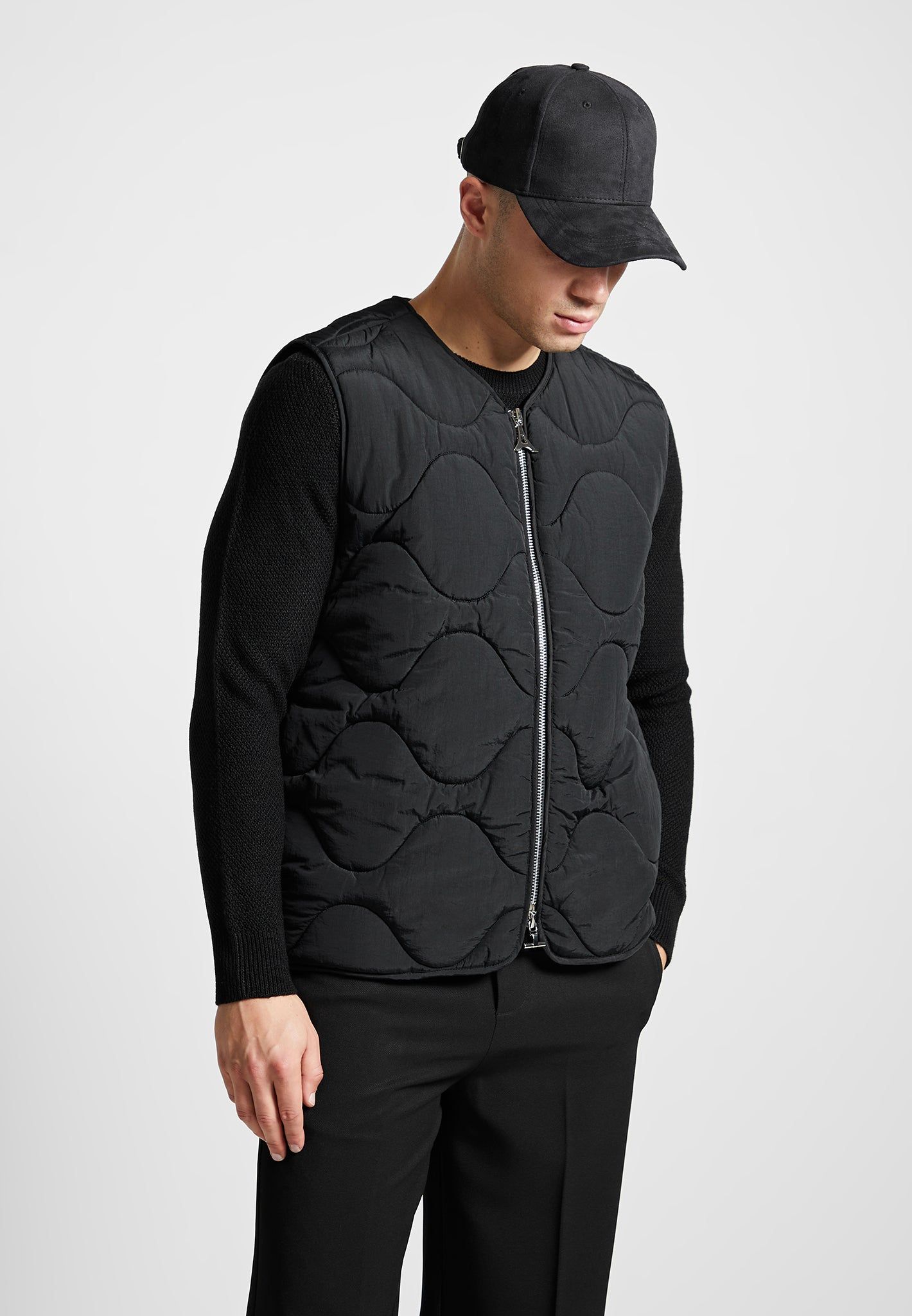 Quilted Pattern Gilet - Black sold by Maniere De Voir product image thumbnail 4