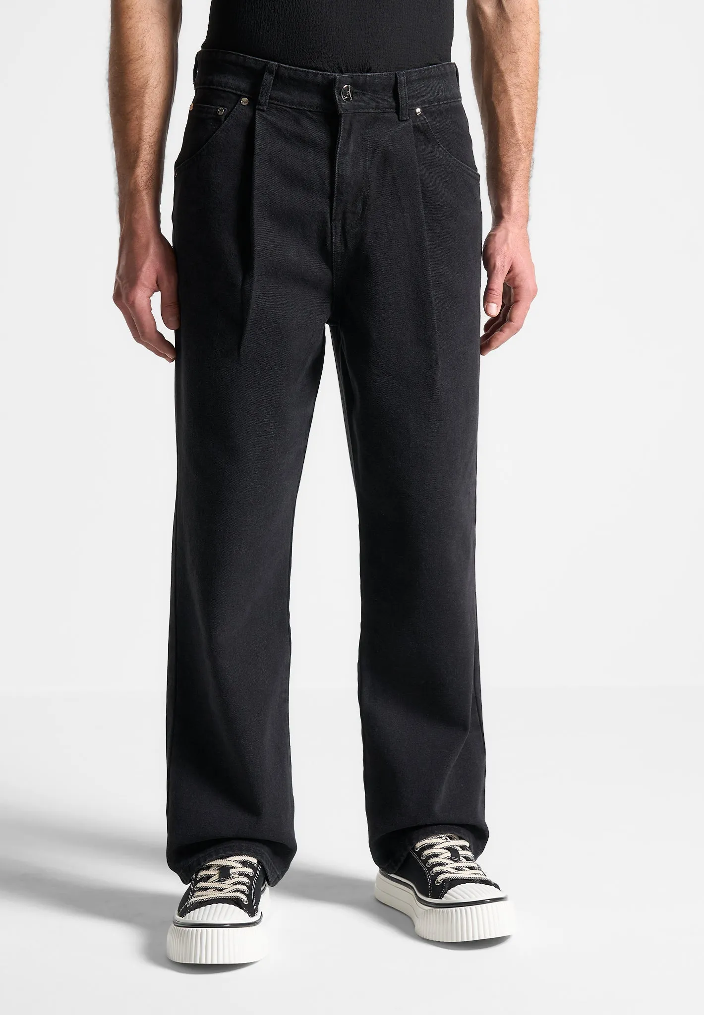 Arnault - Pleated Jeans - Washed Black sold by Maniere De Voir product image thumbnail 4