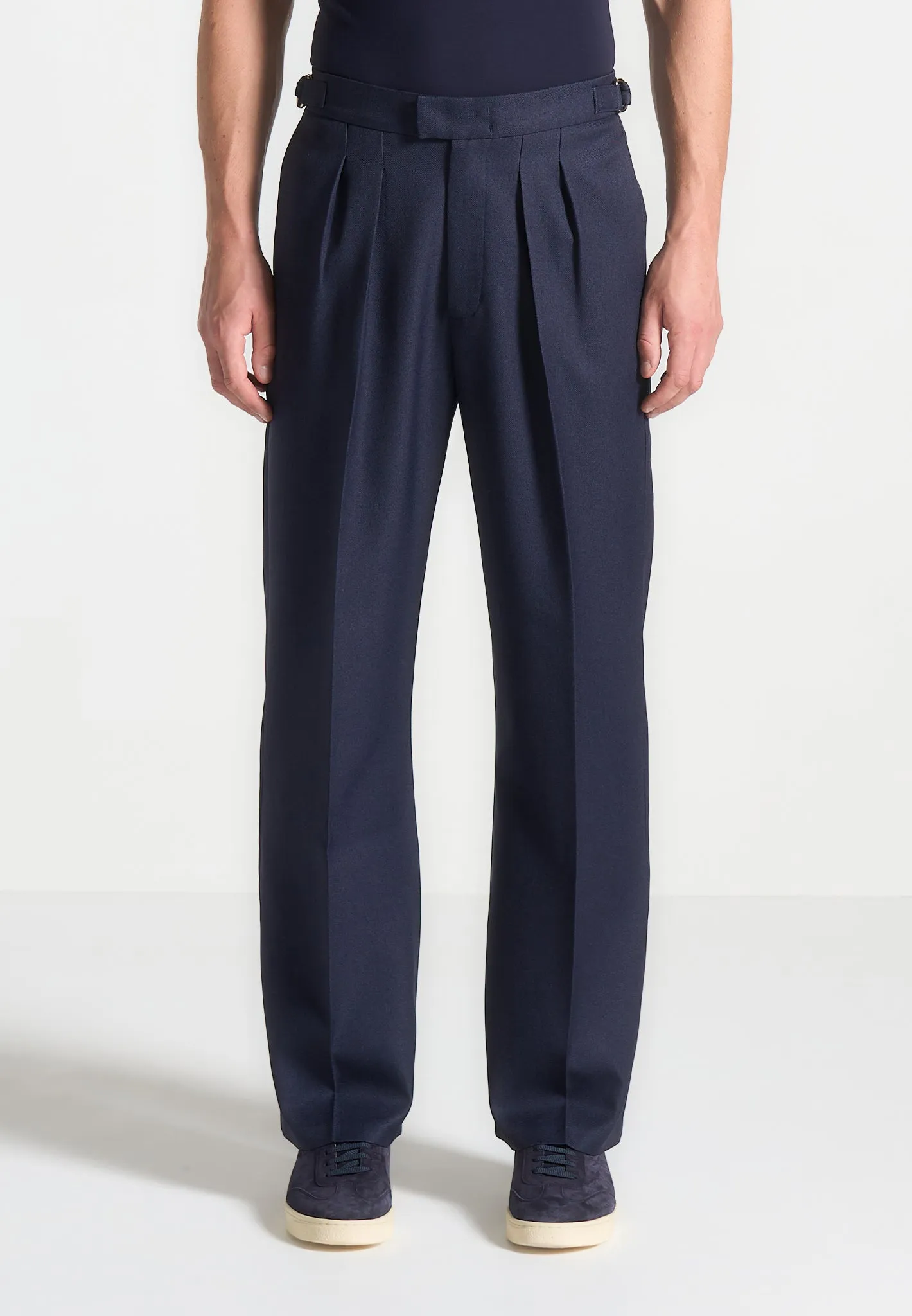 Pierre - Relaxed Fit Twin Pleat Tailored Trousers - Navy sold by Maniere De Voir