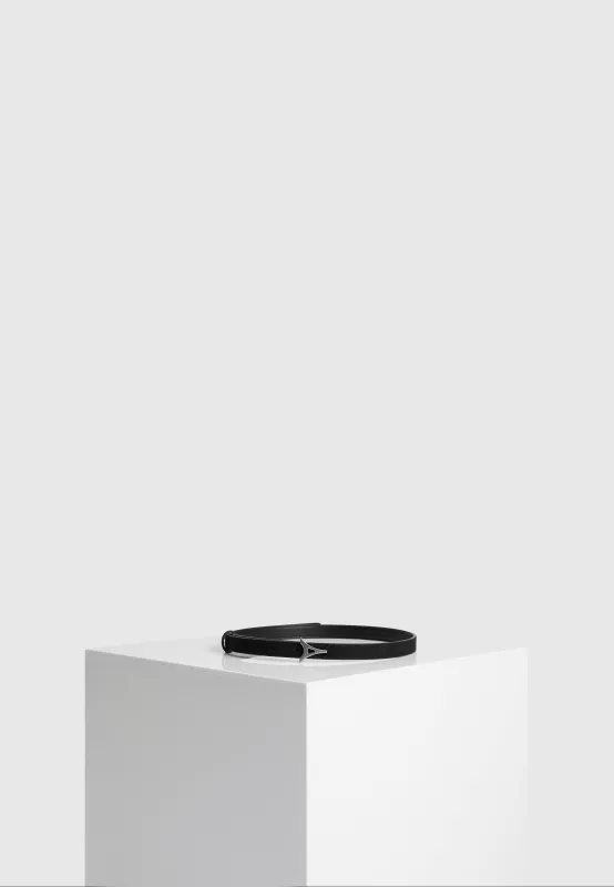 Leonie - Eiffel Slim Suede Belt - Black/Silver made by Maniere De Voir