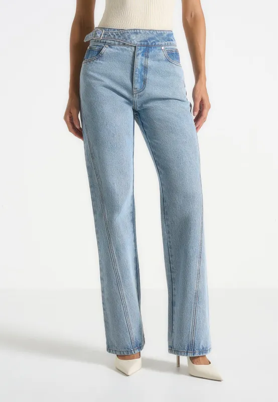 Loane - Twist Leg Boyfriend Jeans With Waist Adjuster - Mid Blue sold by Maniere De Voir