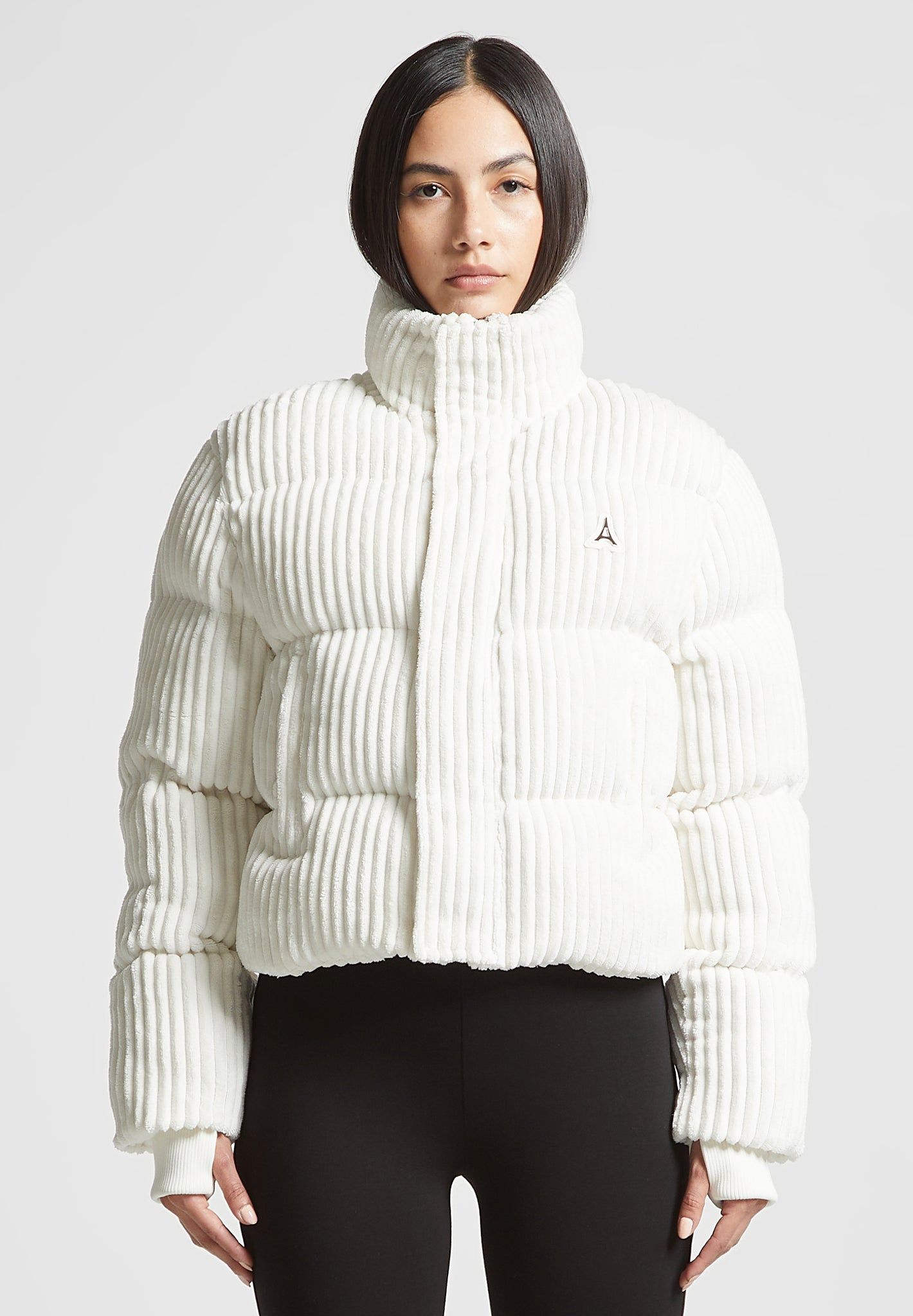 【NOTHING WRITTEN】 Velvet cropped puffer jacket /追跡付 Nothing-written