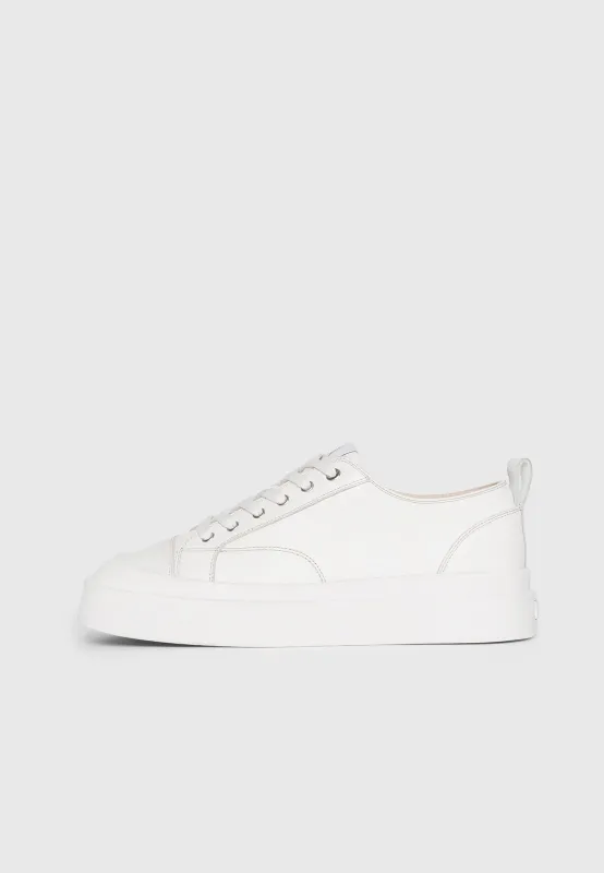 Men's Vienna - Leather Contrast Stitch Sneakers - White made by Maniere De Voir