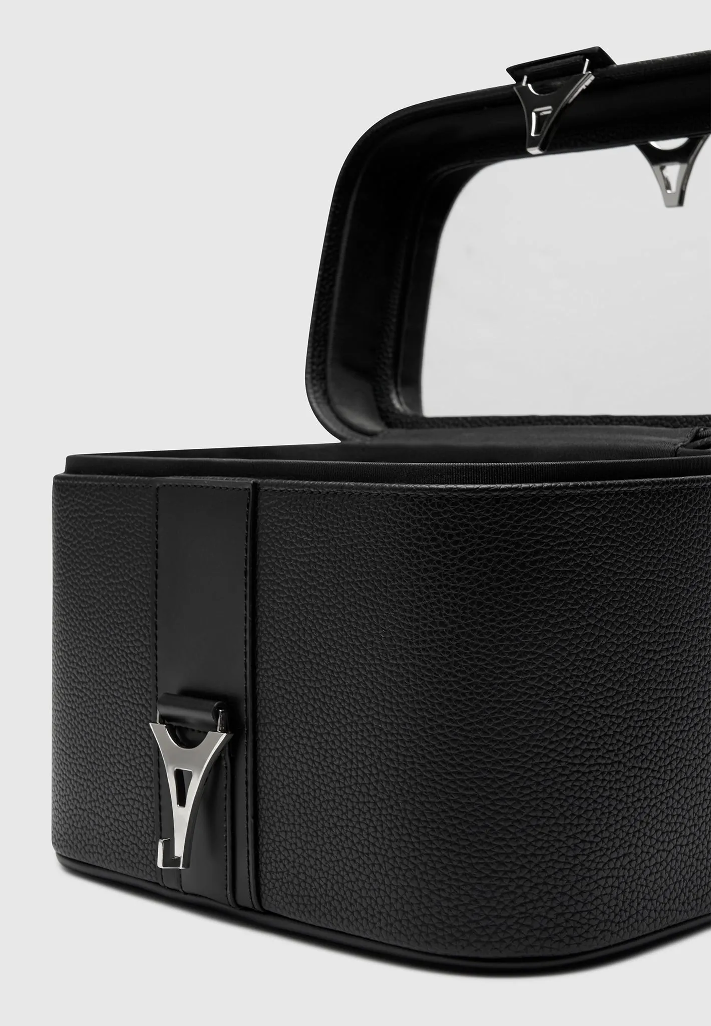 Leather Eiffel Clasp Vanity Case - Black sold by Maniere De Voir product image thumbnail 2
