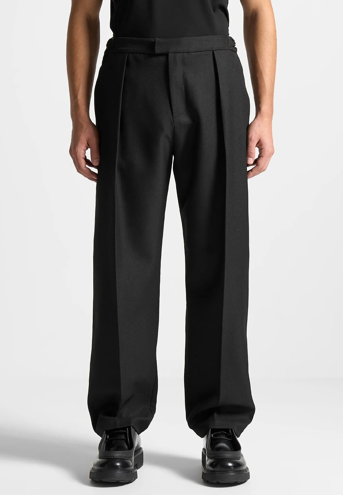 Relaxed Tailored Trousers with Pleat - Black sold by Maniere De Voir