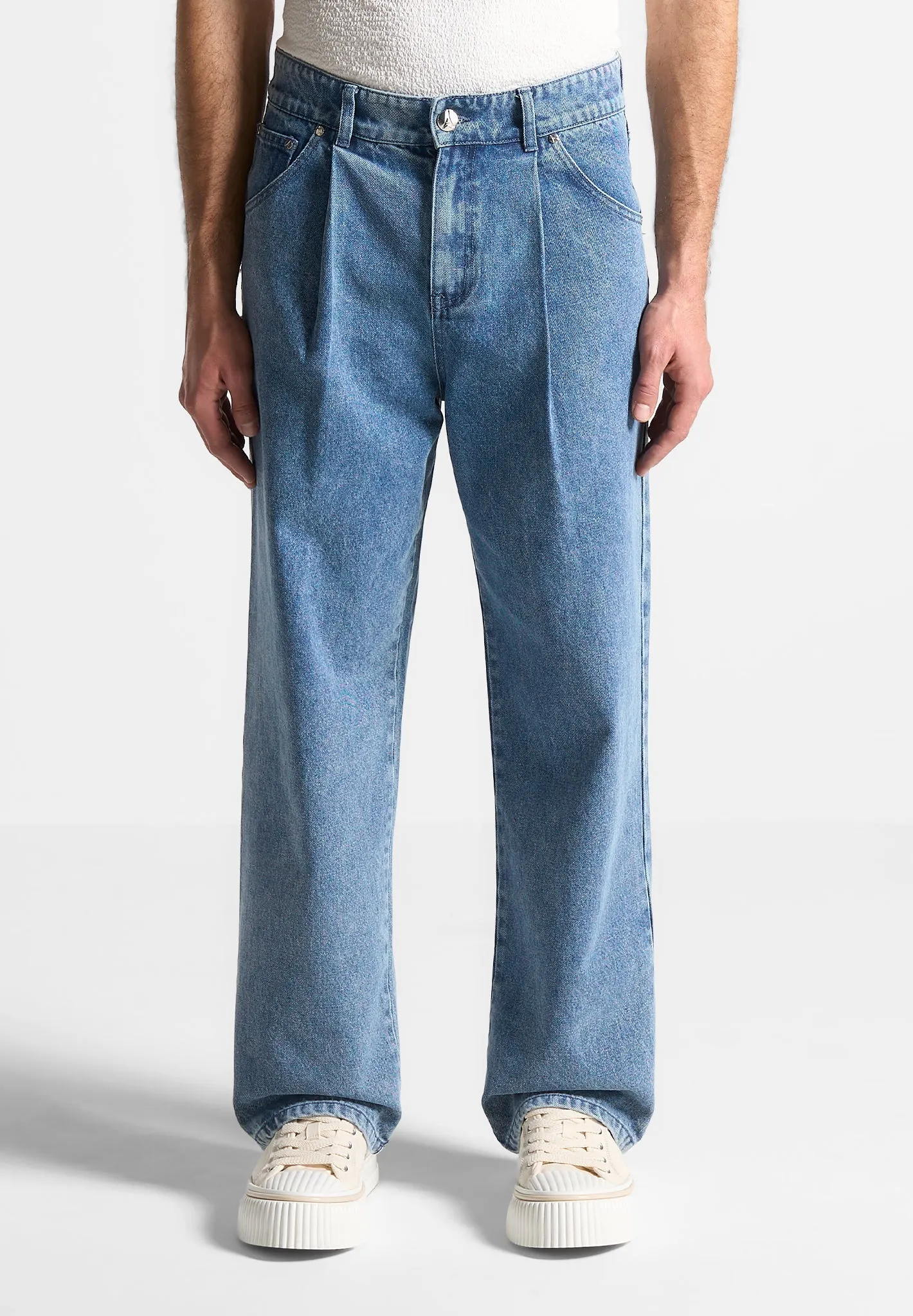 Arnault - Pleated Jeans - Washed Blue sold by Maniere De Voir product image thumbnail 3