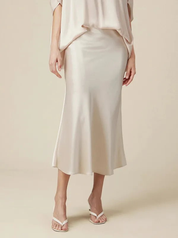 Amoretu 78% Acetate Satin Skirt sold by Amoretu