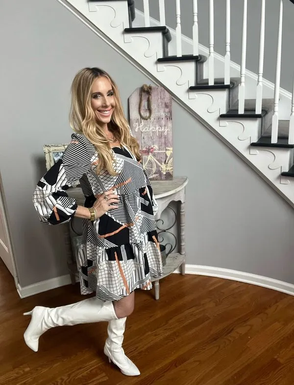 Notebook -V Neck Floral Print Tunic Shift Dress sold by Amoretu product image thumbnail 4