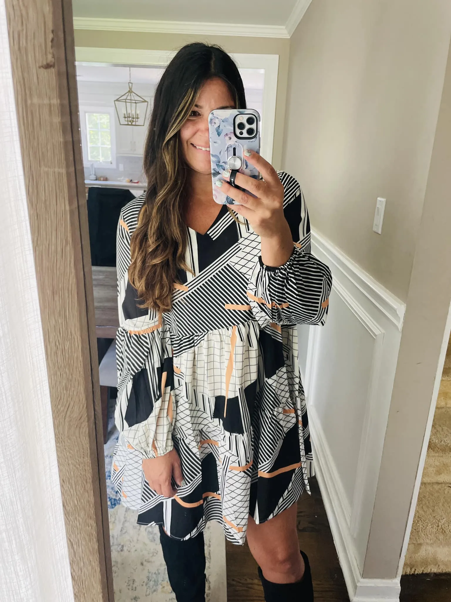 Notebook -V Neck Floral Print Tunic Shift Dress sold by Amoretu product image thumbnail 2