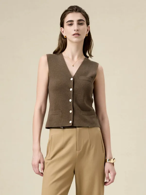 Amoretu Wool & Silk Sleeveless Sweater Vest sold by Amoretu