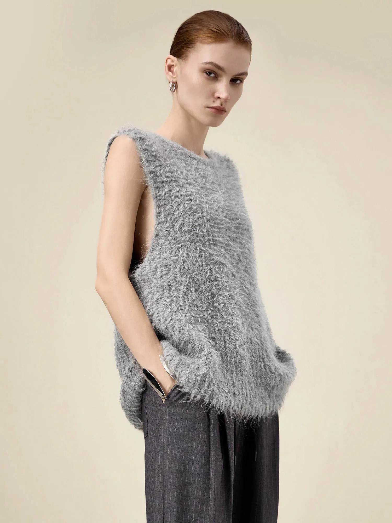 Amoretu Women's Round Neck Sleeveless Plush Knit Vest sold by Amoretu