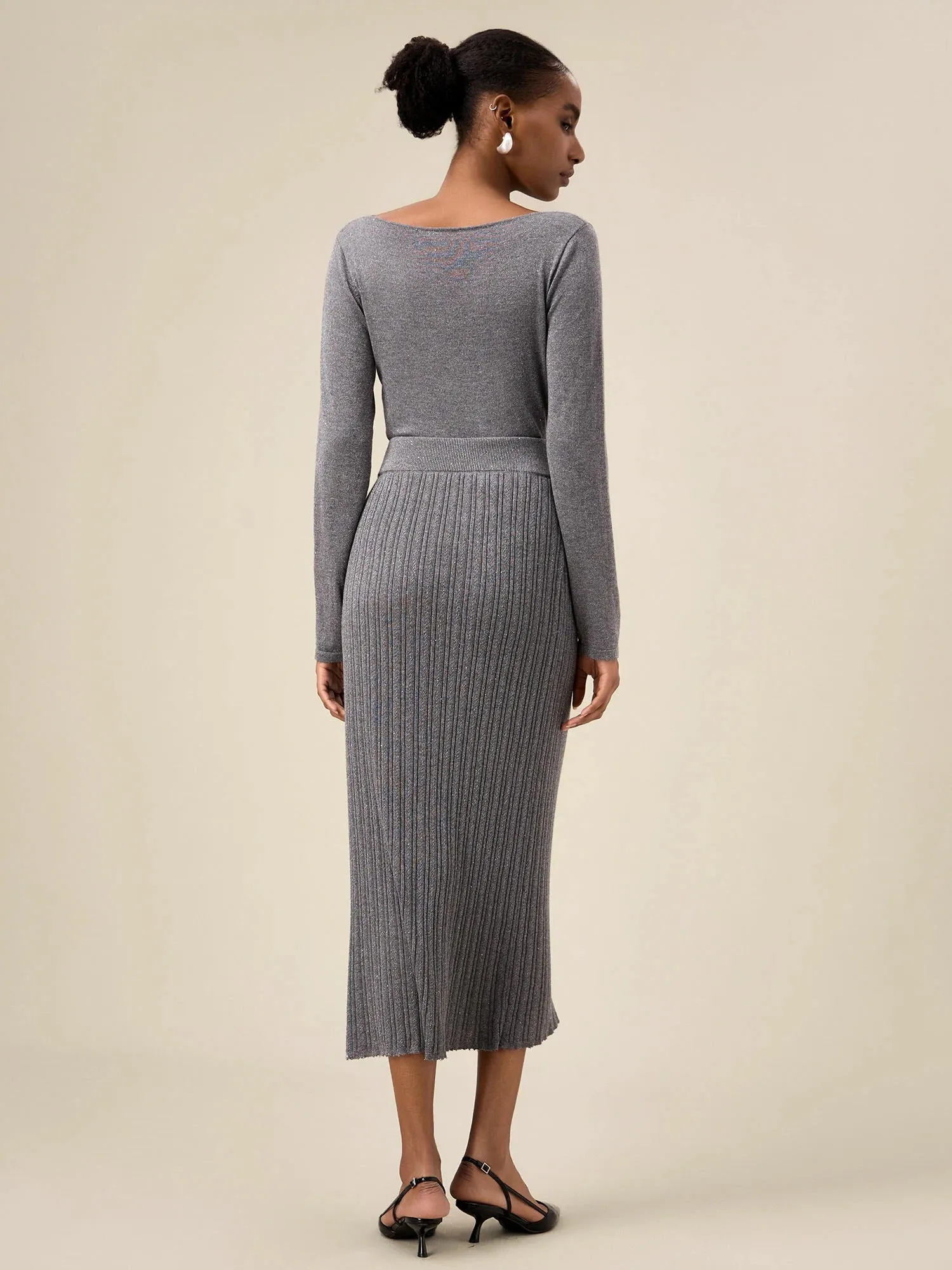 Amoretu Women's Gold Silver Yarn Straight Knit Skirt sold by Amoretu product image thumbnail 3